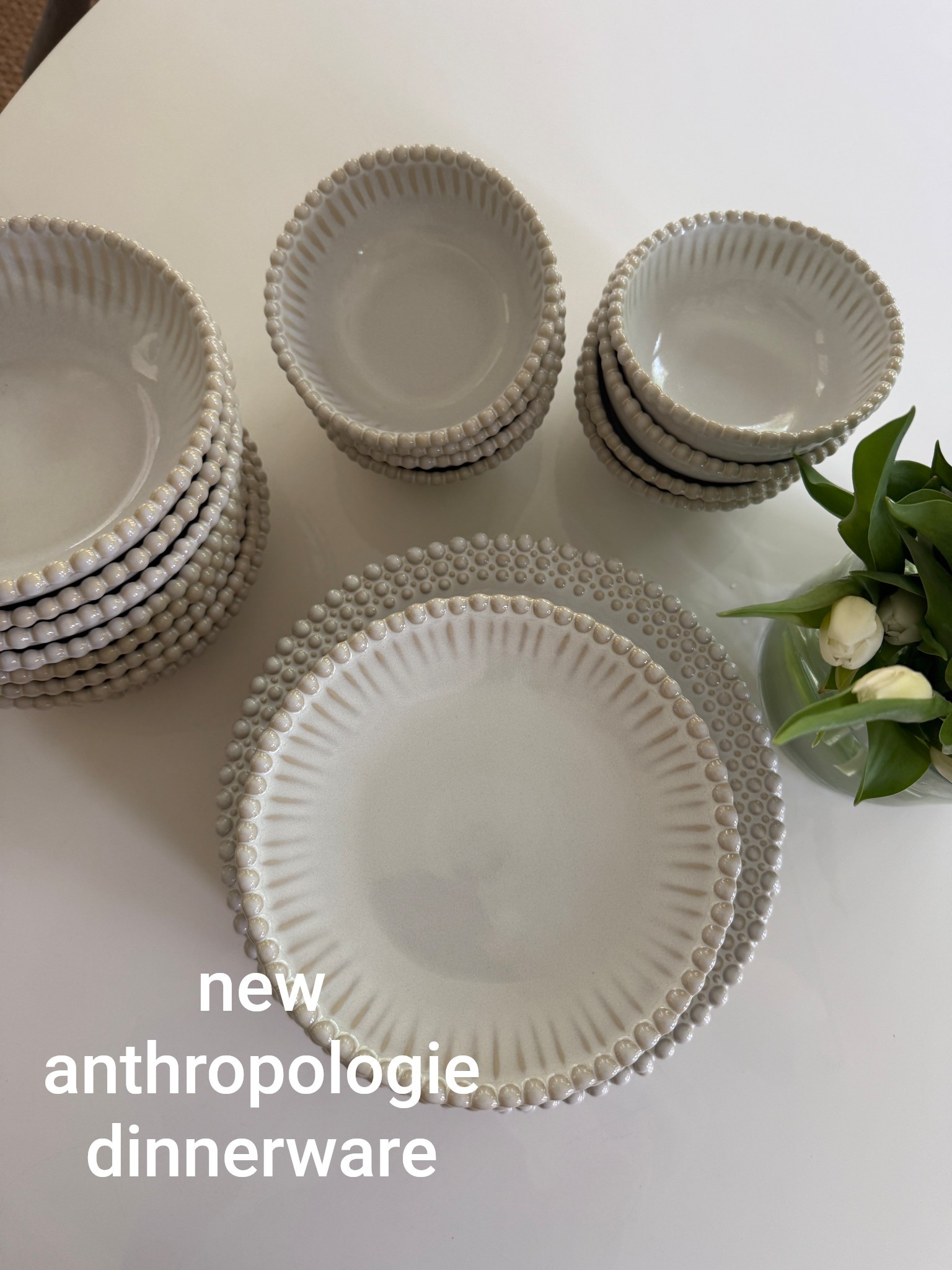 I finally found my new dinnerware! I had been on the hunt for a while and I wanted elevated everyday vibes that felt super casual but also would be pretty for Easter, Christmas, hosting, etc… use my code LW20 for 20% off! I think the price is great too. 