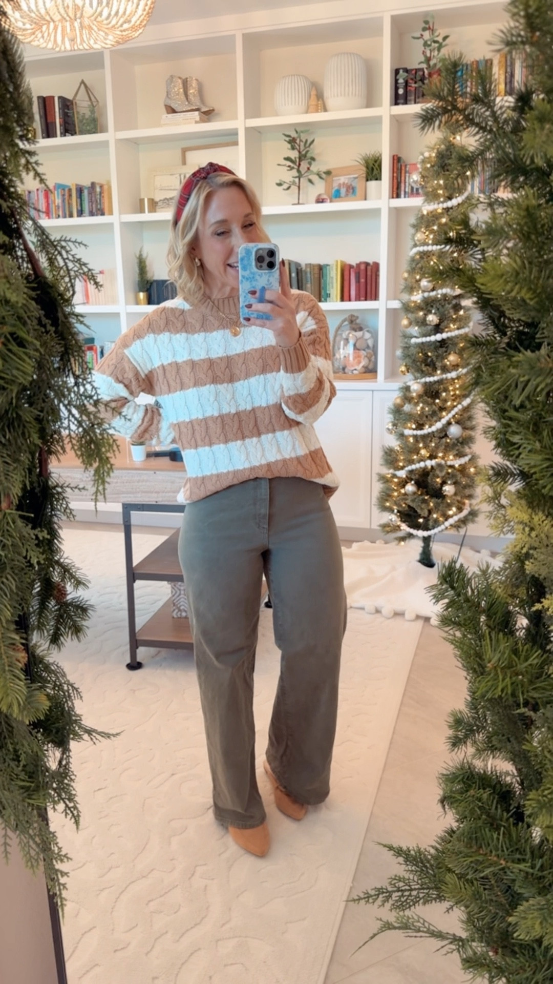 Walmart week of (festive) work wear:
WEDNESDAY: striped cable knit sweater - size XS. $17.98 // green jeans - size 0 (needs a 2).

#LTKWatchNow #LTKWorkwear #LTKSeasonal