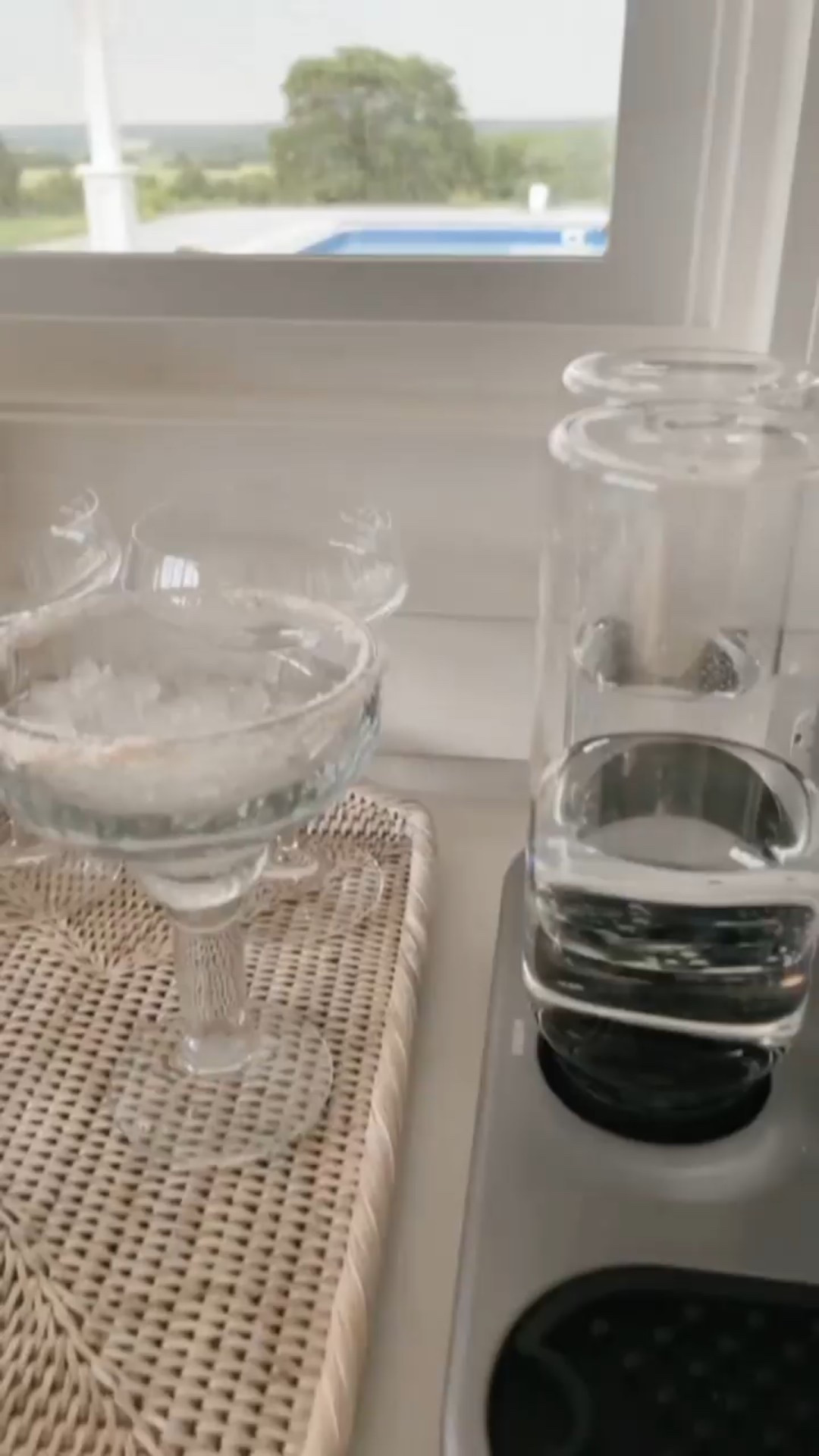 Check out this cocktail maker!…so easy to make a margarita! Also on Black Friday Deal 37% off! Gift for him - gift guide for dad
#founditonamazon

#liketkit #LTKhome https://liketk.it/3yEZM

#LTKSaleAlert #LTKGiftGuide #LTKHome