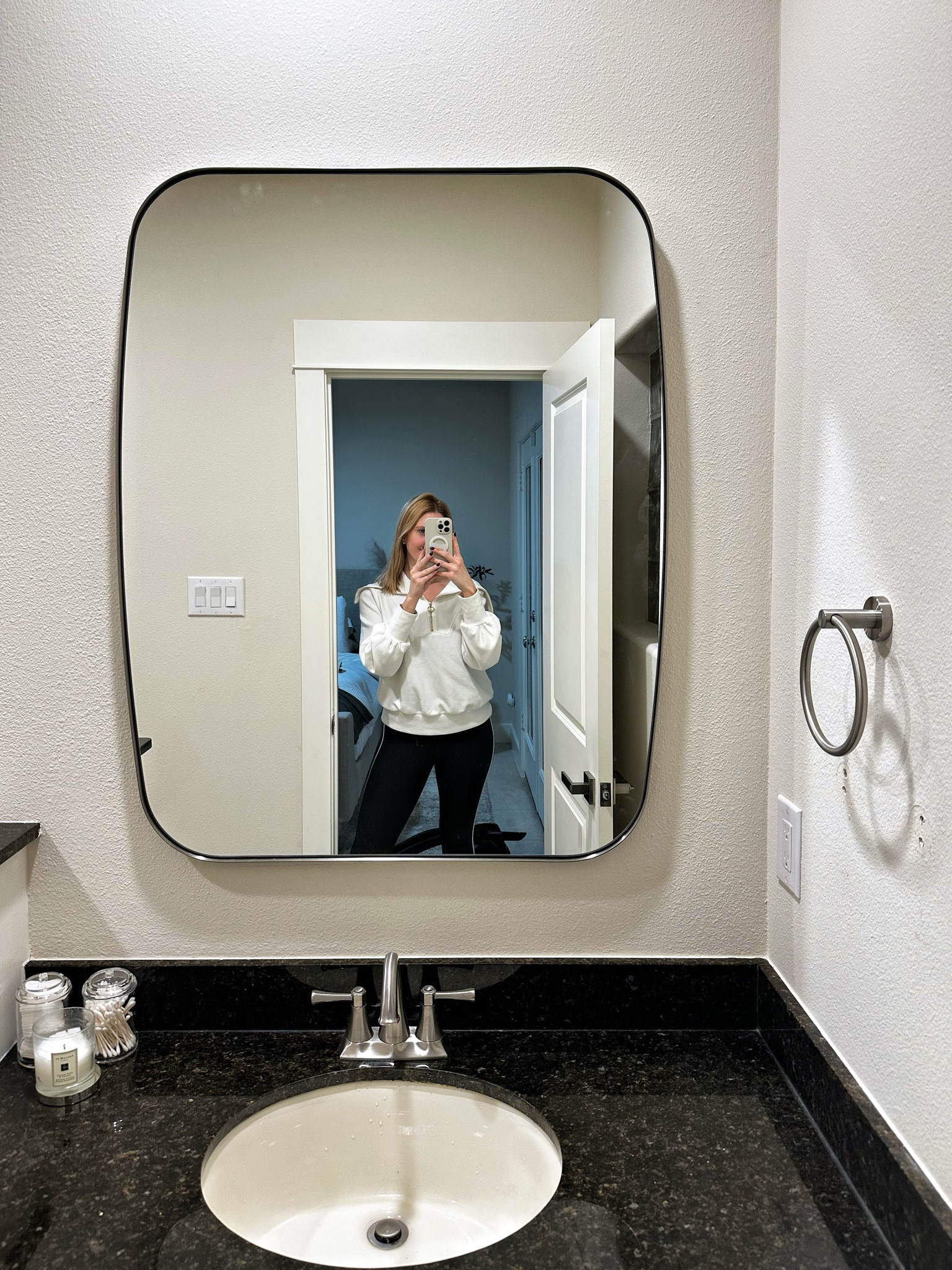 New mirror for the guest bathroom and new hardware set that came with a towel holder, toilet paper holder and a few matching knobs 

#LTKHome
