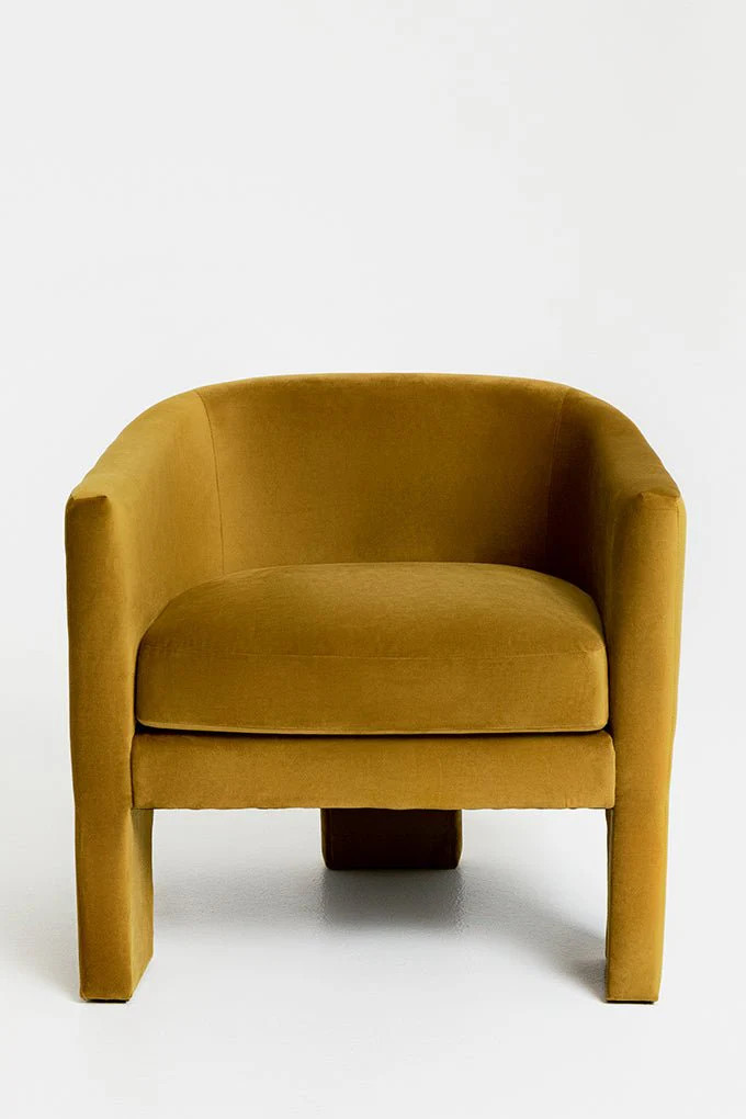 Ashlyn Tripod Accent Chair | Cura Home