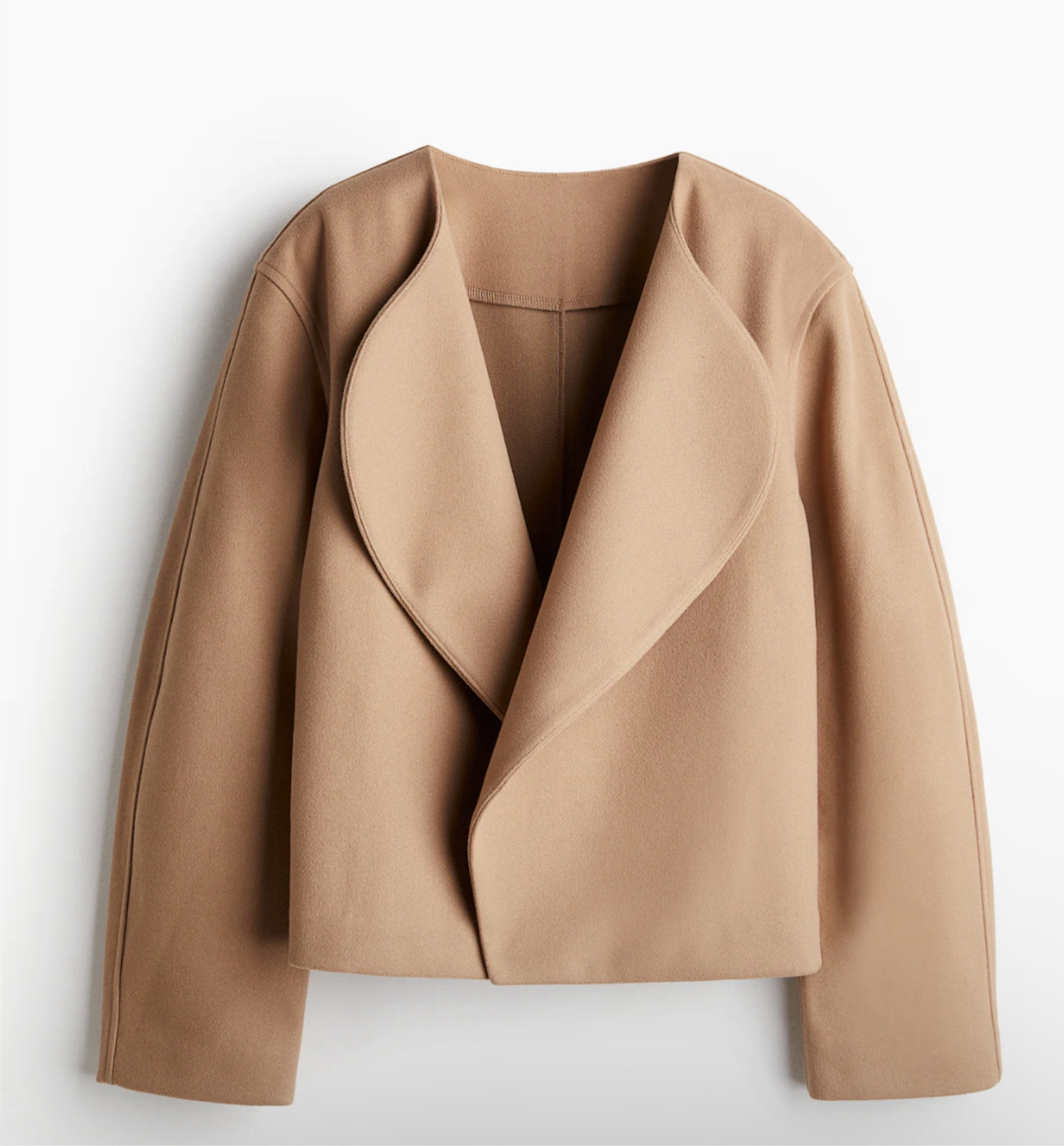 Autumn shawl collarless felt jacket in beige, grey and black 
Small to XL

#LTKautumn #LTKmidsize #LTKcurves