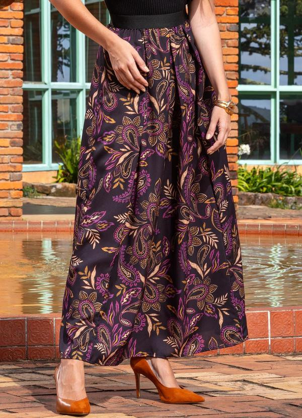 Susie Modas - Saia longa modelagem rodada, também conhecida como três marias. É confeccionada ... | Posthaus (BR)