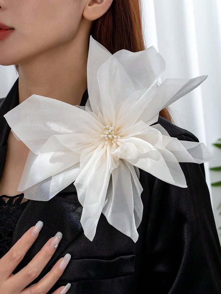 1pc Women's Fashionable Chiffon Pointed Leaf Brooch With Flower Design, Versatile Accessory Suita... | SHEIN