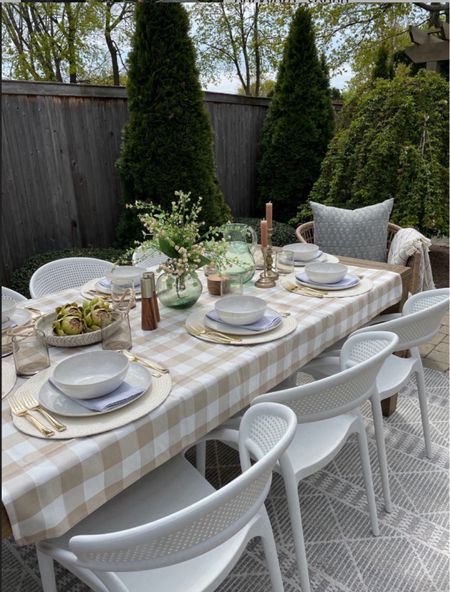 Outdoor dining, outdoor living, dining table, patio, outdoor furniture 

#LTKSeasonal #LTKHome #LTKStyleTip