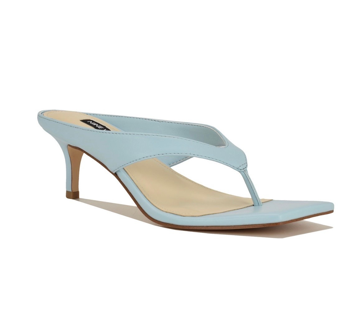 The perfect Kitten Heel Flip Flop 🩴

#LTKootd #LTKgrwm #LTKSaleAlert