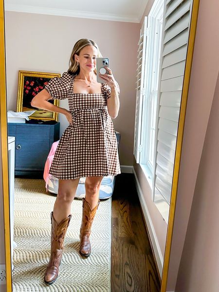 Im wearing this brown gingham babydoll dress in Dallas for the western themed night at LTK Con! It’s such a cute option for a fall concert, pumpkin patch, or any other event where you need cute fall dresses. It runs small, so I’d go up one size.

#LTKCon#LTKstyletip#LTKbump

#LTKbump #LTKstyletip #LTKCon