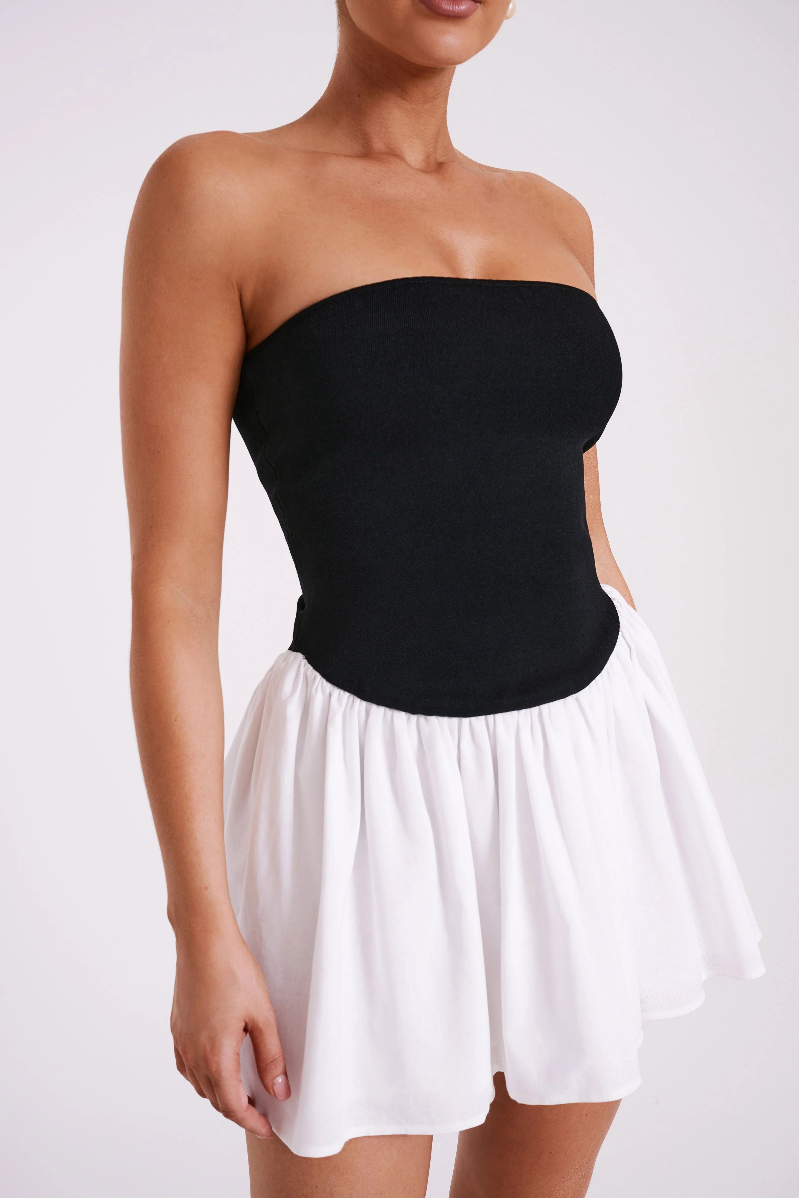 Hannah Knit And Linen Mini Dress - Black/White | MESHKI US