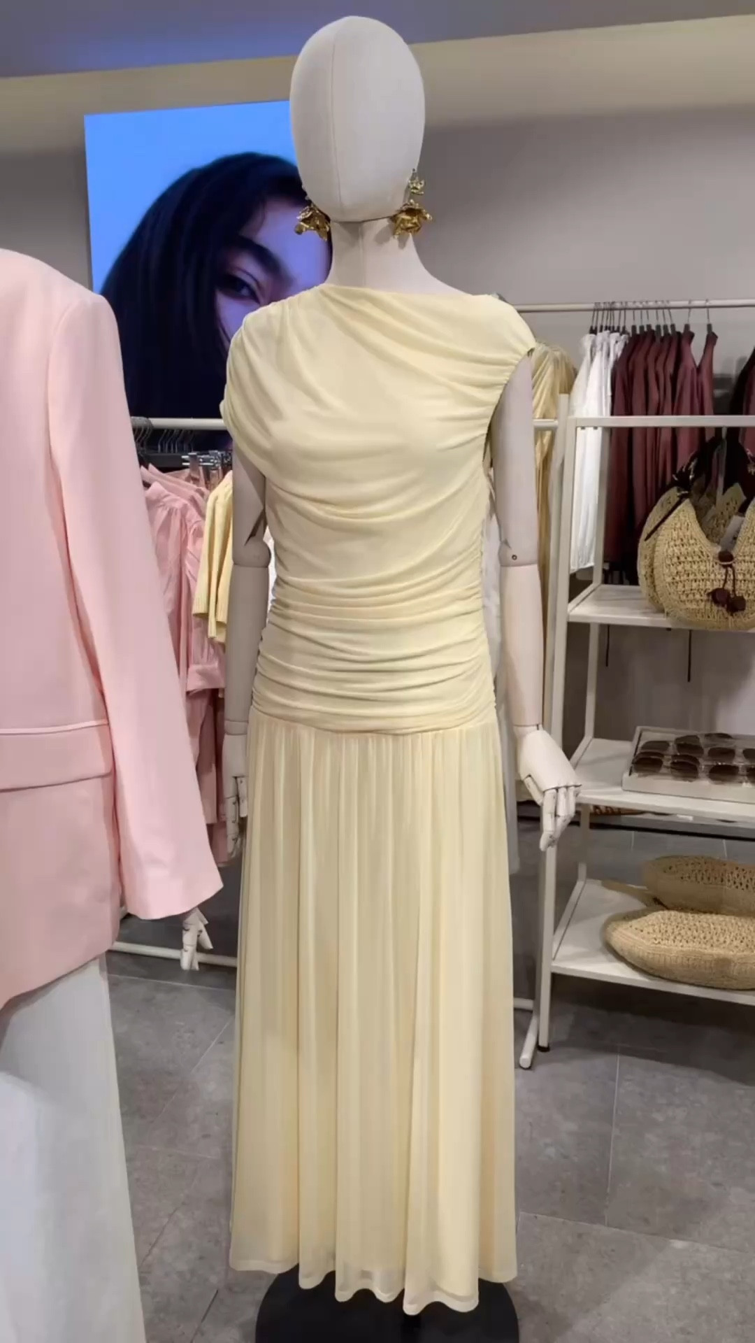 Special occasion dresses 🖤 Perfect for birthdays, weddings, & other celebrations.

Tags: wedding guest dress, cocktail, evening dress, party, ceremony dress, spring dresses, date night outfits.

#LTKspring #LTKwedding #LTKdresses