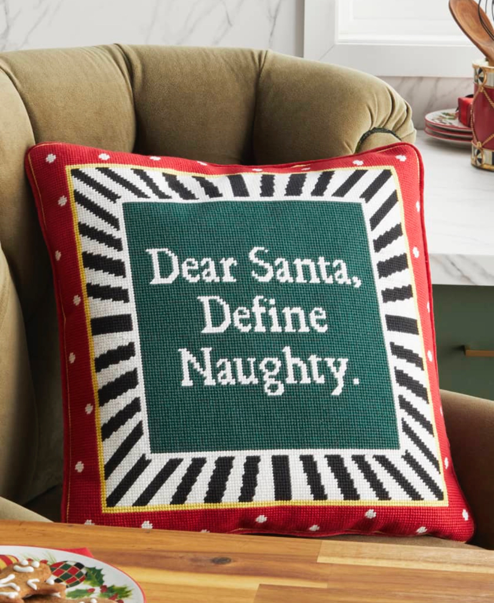 
#home ##holidaypillow #dearsantapillow #neimanmarcuschristmas #holiday #holidaydecor #christmas #christmasdecor #classichome #festivehome #holidayhomedecor #christmashomedecor #christmashome #liketoknowit #decorate #holidaydecorations #decorateforChristmas 

#LTKSeasonal #LTKGiftGuide #LTKHoliday