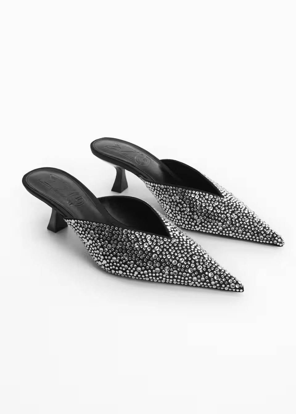 Pointed-toe rhinestone shoes | MANGO (US)