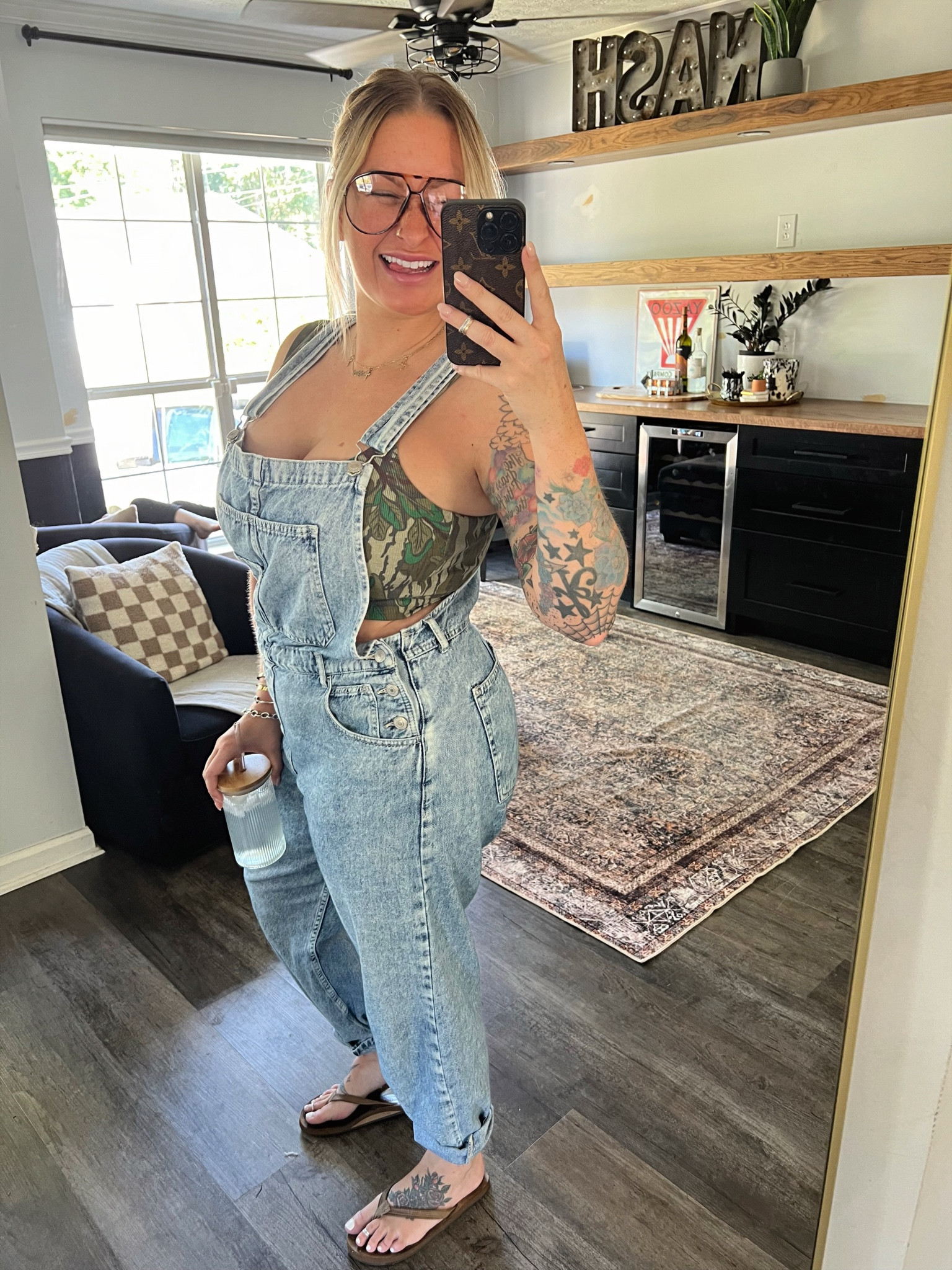 Overalls outfit EASY 💚😘

#LTKSeasonal #LTKMidsize