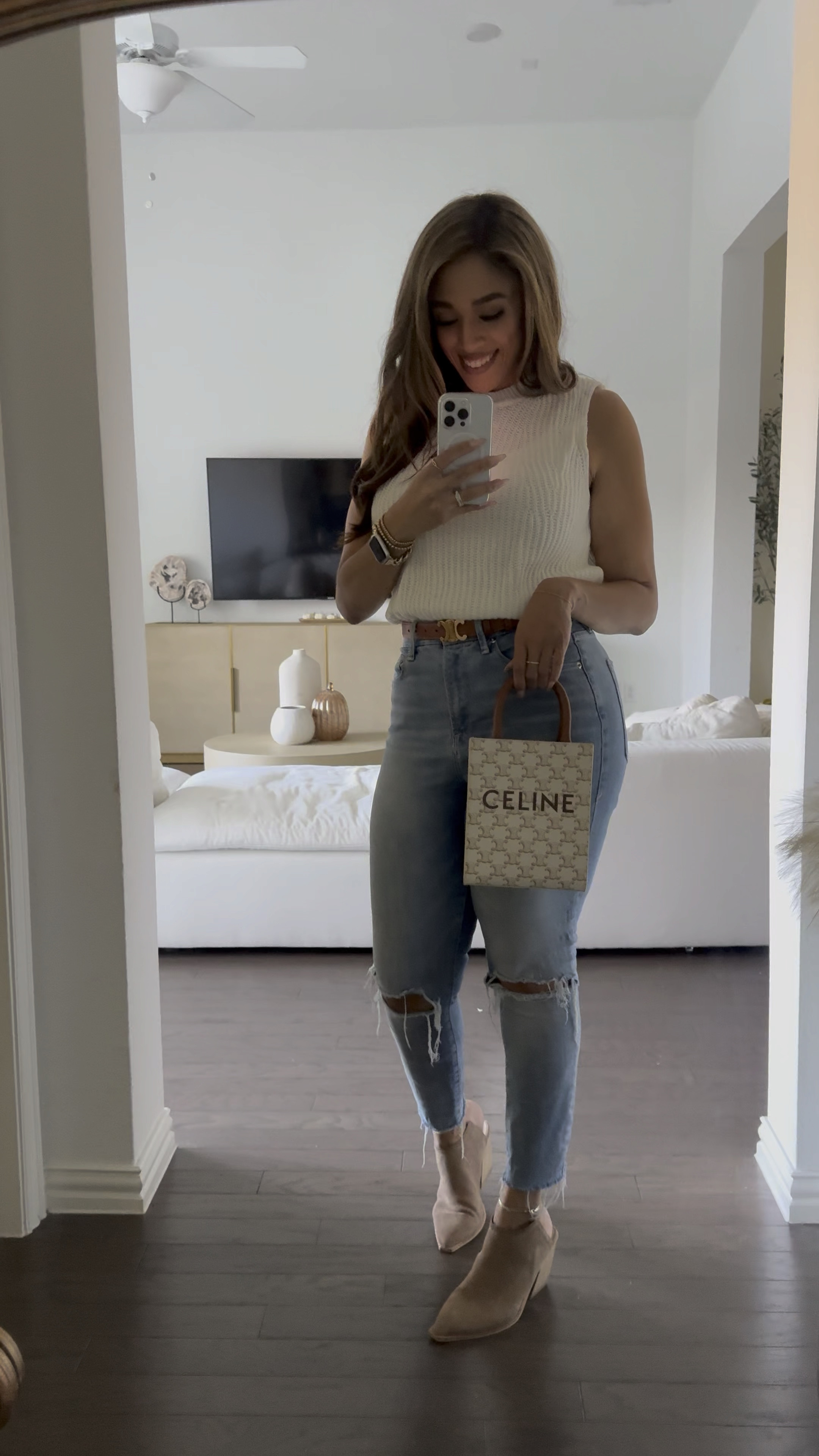 Neutral outfits to transition to spring. 

#LTKSeasonal #LTKmidsize #LTKstyletip