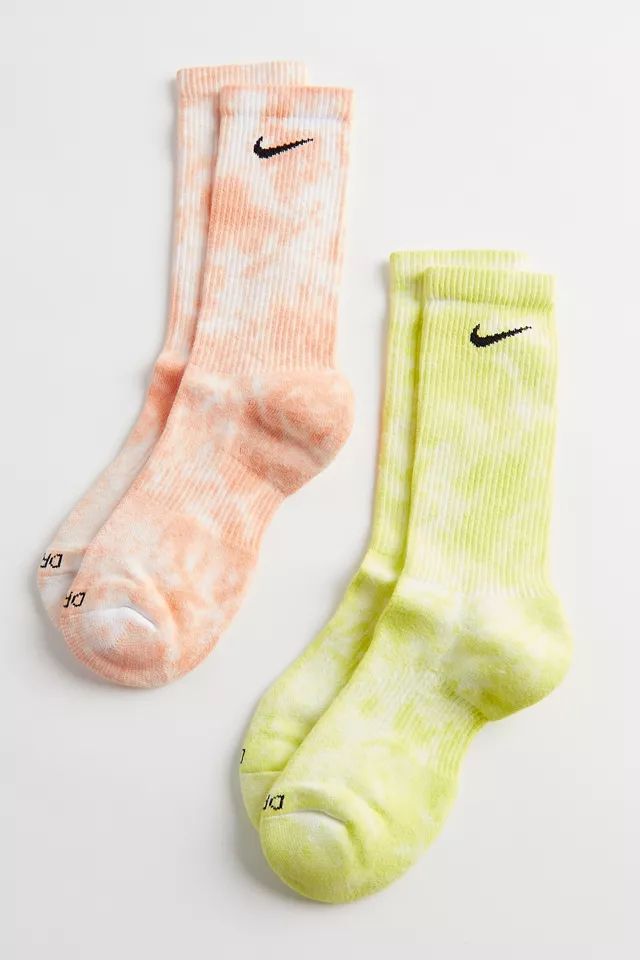 Nike Everyday Plus Cushioned Tie-Dye Crew Sock 2-Pack | Urban Outfitters (US and RoW)