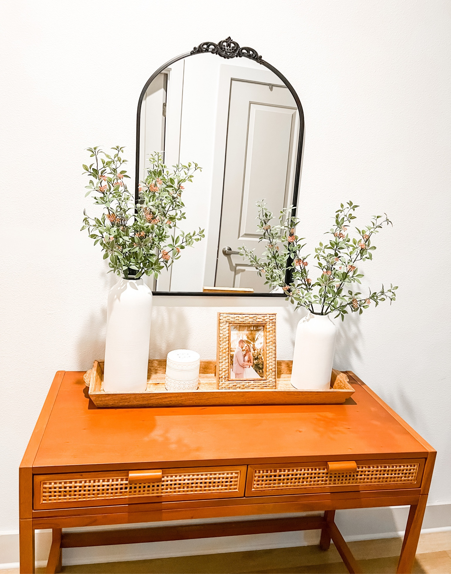 I bought this mirror at Marshall’s but you can buy the same one at Kirklands. Target has a similar one! 

#blackmirror #mirror #desk #entryway #entrywaydecor #entrywaytable #table #woodentable #woodendesk #wicker #bamboo #vase #candle #flowers #frame #photoframe #pictureframe #decor #homedecor #target #targetfind #targetfinds

#LTKhome #LTKsalealert