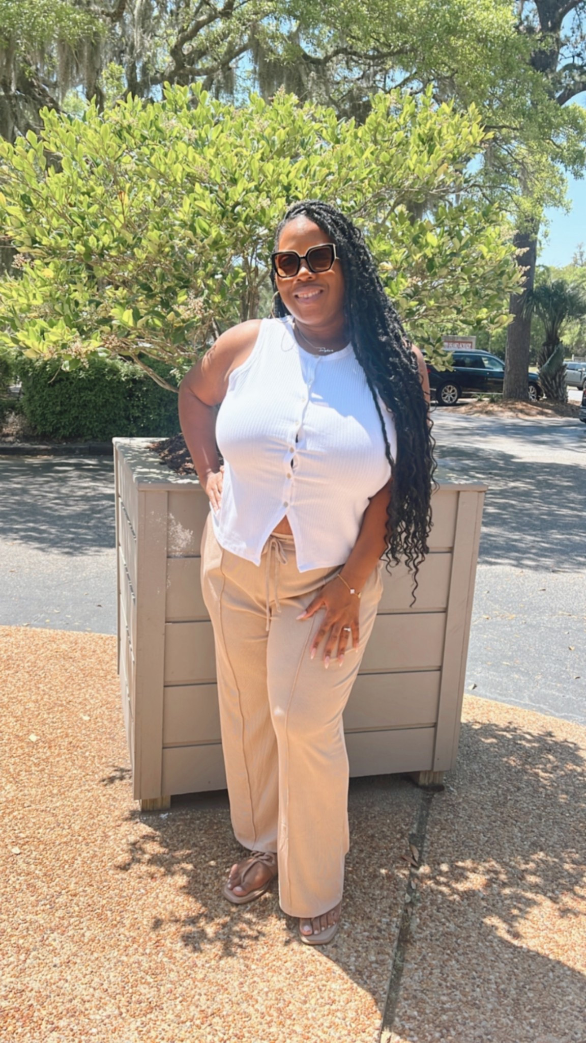 Plus size fashion, curvy girl, ootd, amazon, old navy, summer outfit, spring outfit, neutral outfit 

#LTKMidsize #LTKBeauty #LTKPlusSize