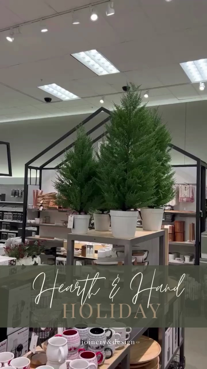 I couldn't resist sharing a sneak peek of the new holiday collection by Hearth & Hand with Magnolia at Target!! 

#targetfinds #christmas #holidaydecor #homedecor #christmasdecor
#Itkholiday #Itkseasonal #ItkhomeSale Sale 

#LTKHolidaySale #LTKGiftGuide #LTKHoliday
