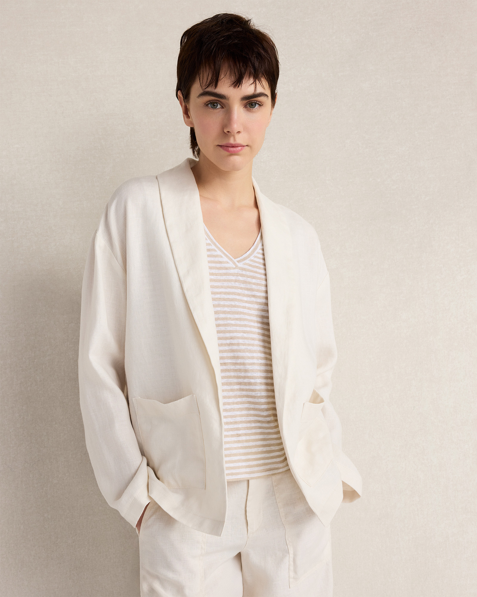 Heavyweight Linen Blazer | White | Small | Haven Well Within