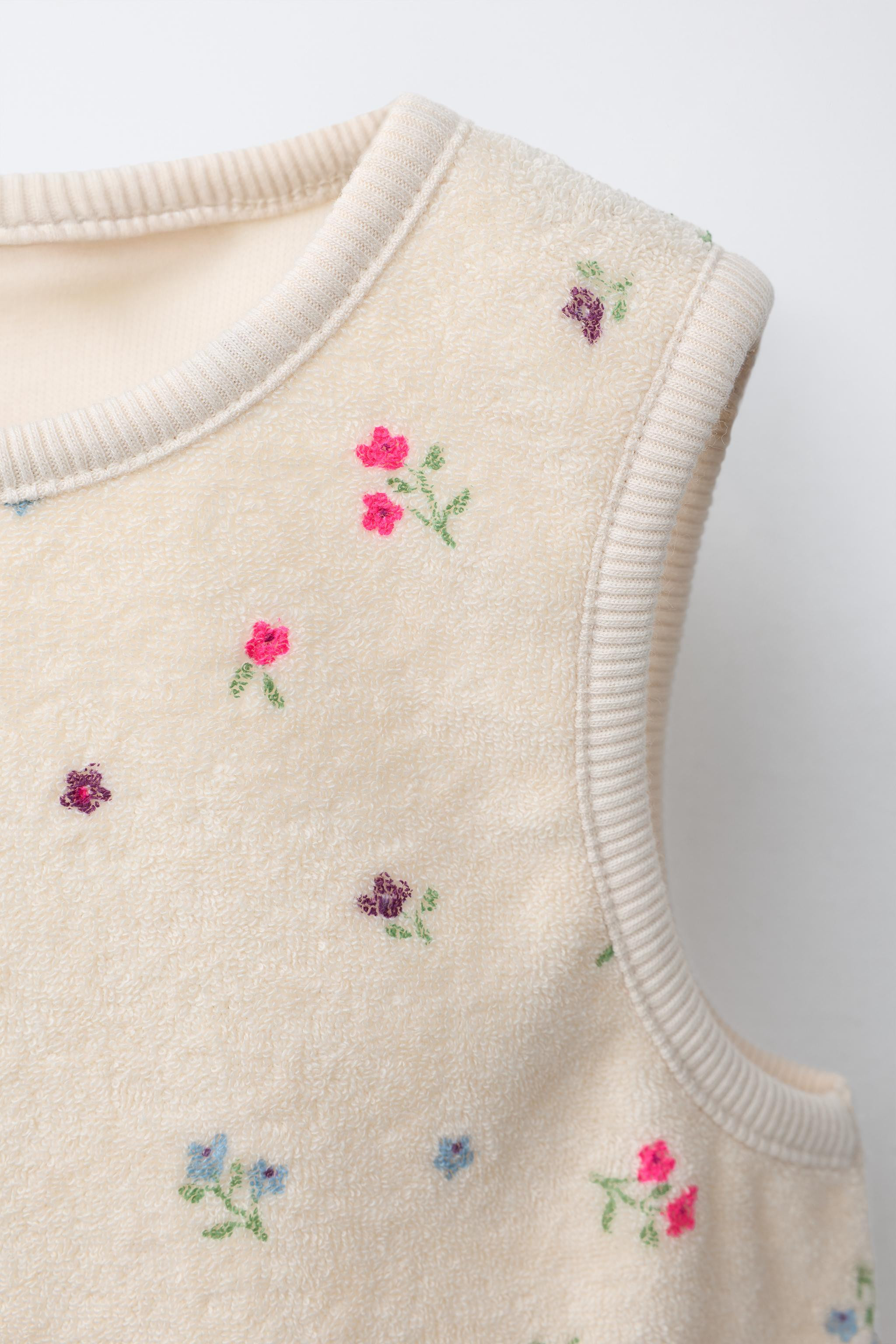 FLORAL TERRY CLOTH T-SHIRT AND BERMUDA SET | Zara US