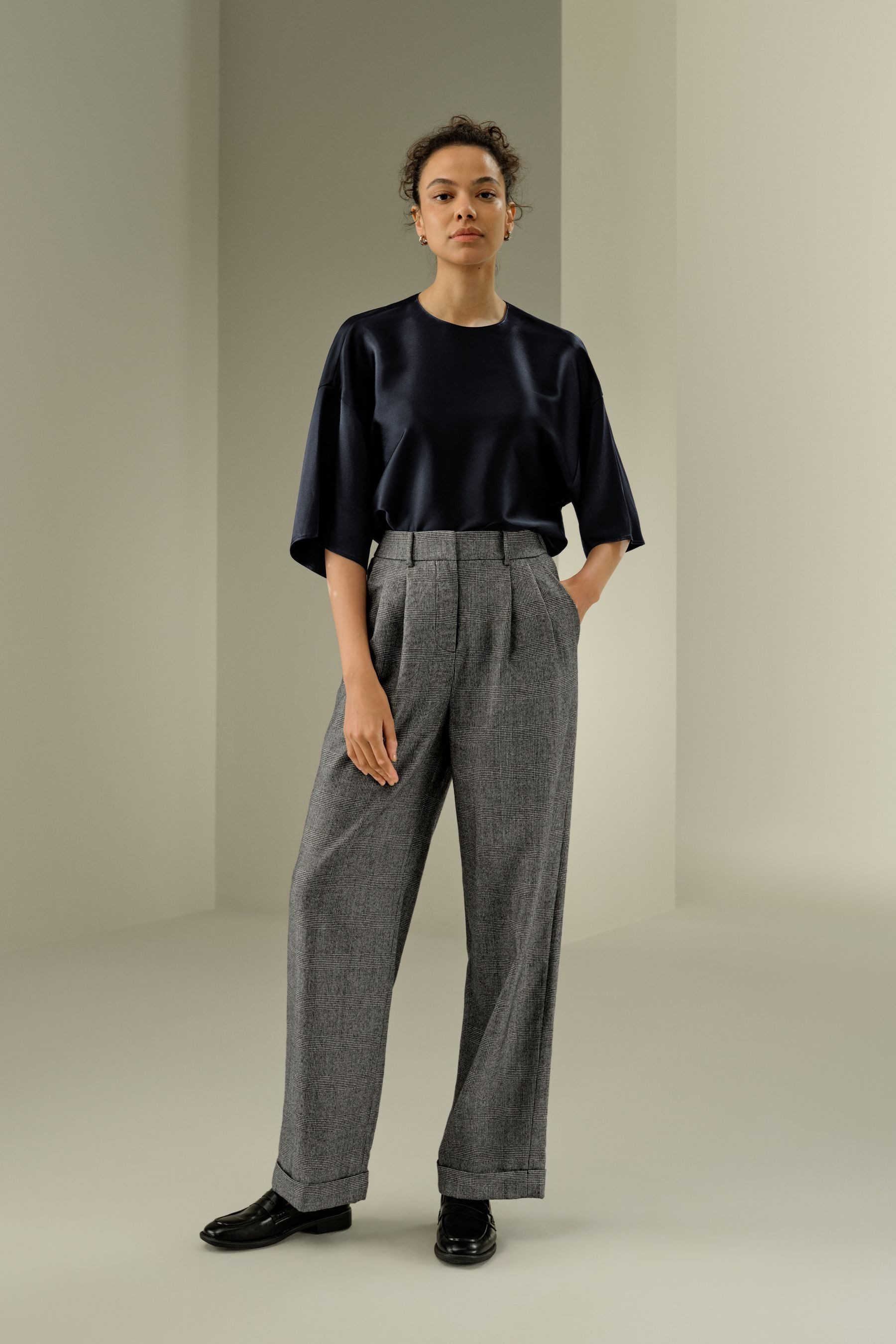 Wide leg wool-flannel suit trousers | LILYSILK