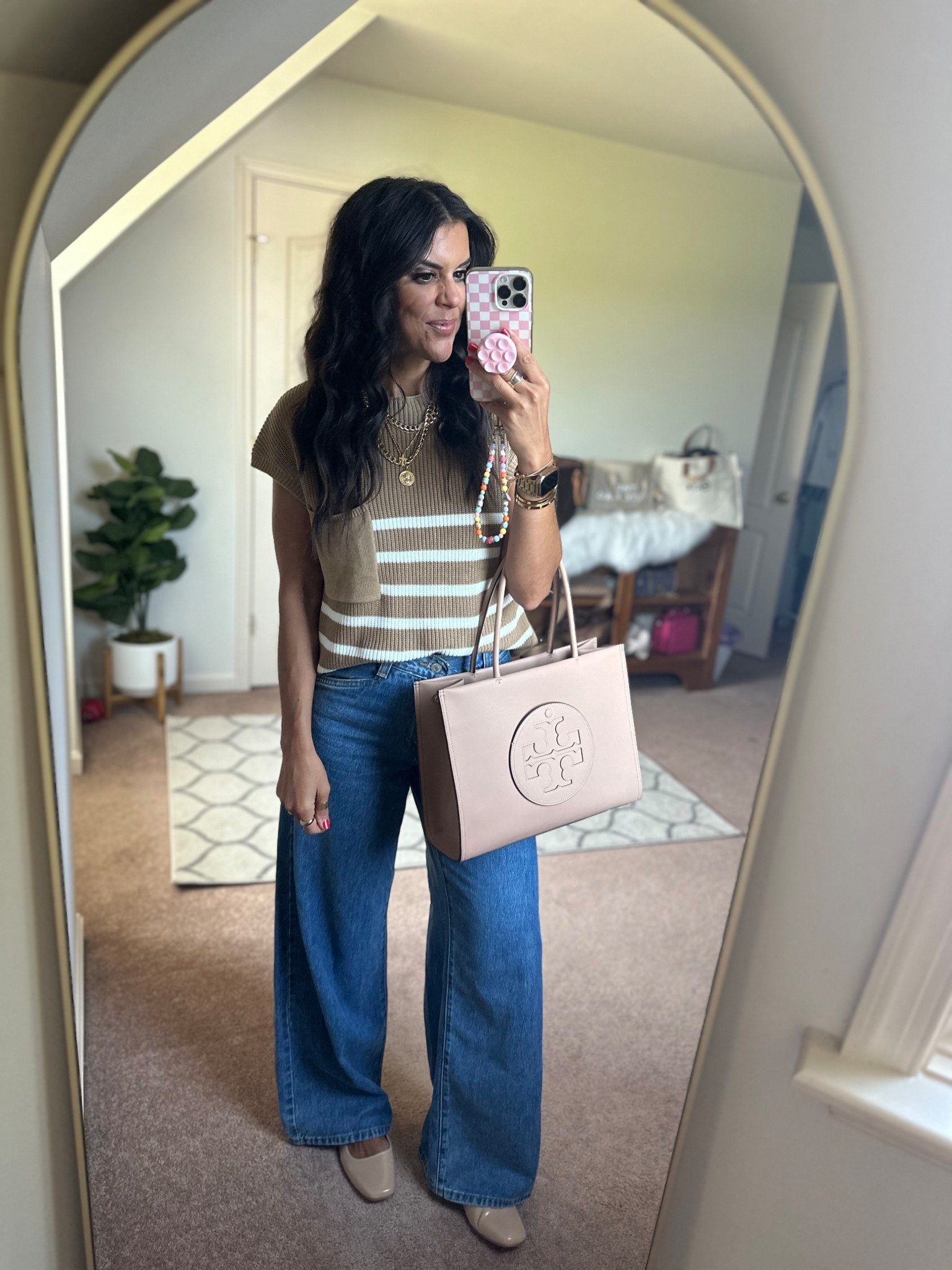 Size small in sweater tee size up one in Levi jeans flats tts

#LTKFindsUnder100 #LTKSeasonal