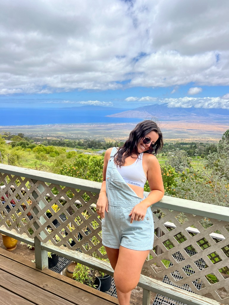 Old Navy Overalls - wearing size small 

#oldnavy #baggyshorts #overalls #calvinklein #casual #summer  

 #LTKPetite #LTKFindsUnder50 #LTKStyleTip
