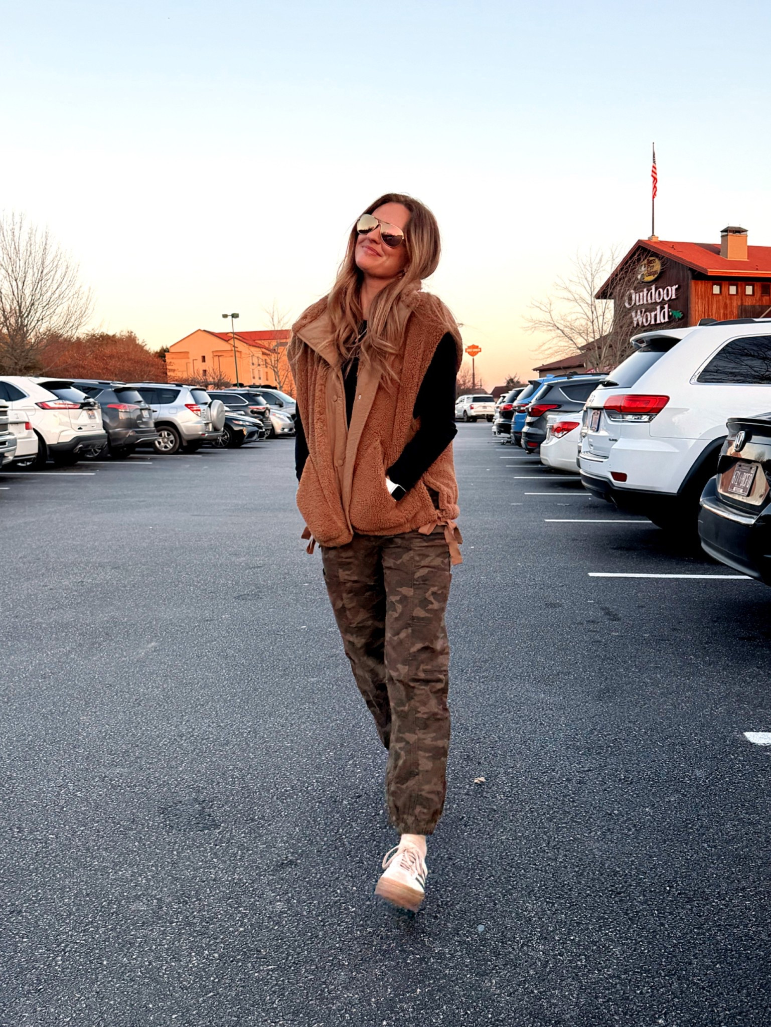 Camel Sherpa camo pants comfy set

#LTKgrwm #LTKSeasonal #LTKHoliday