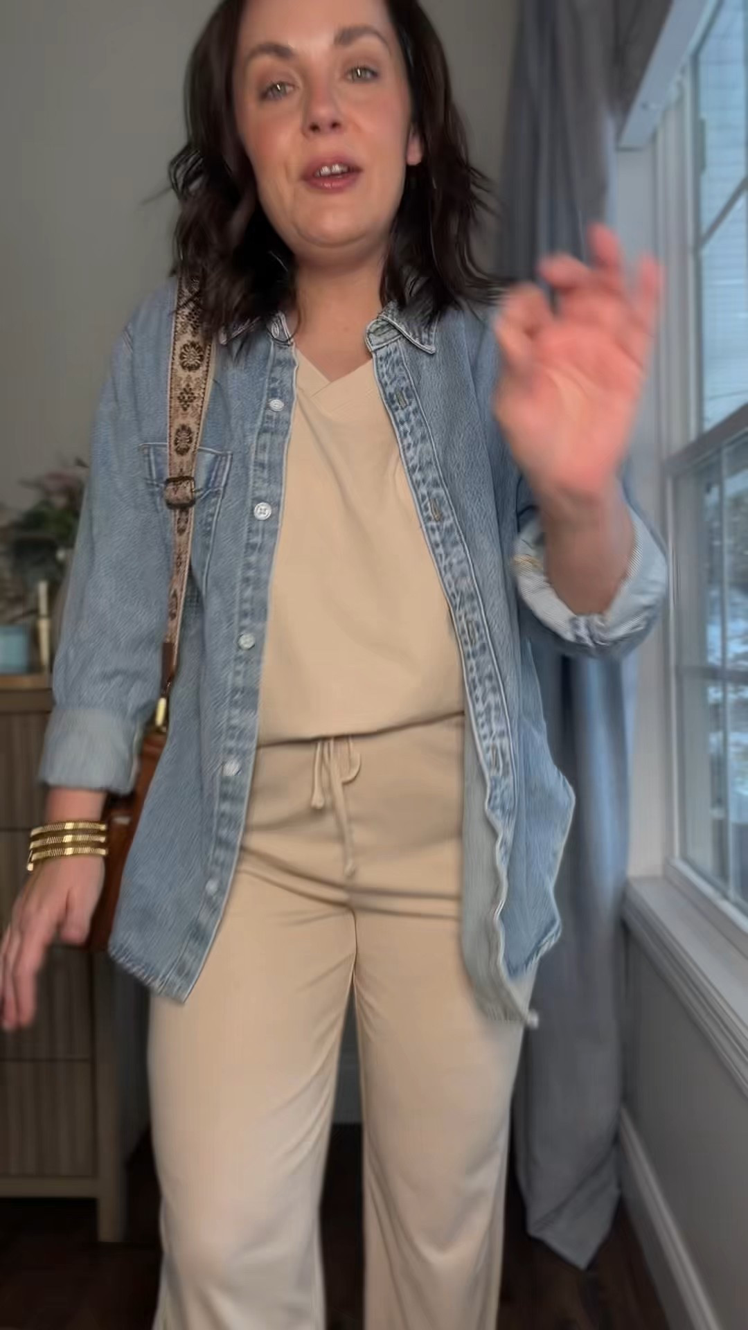 Spring vibes ☀️ This Amazon lounge set is so comfy and perfect for everything from errands to cozy days at home. Soft fabric, great fit, and total everyday comfort — living in this lately! 💛

#LTKStyle #AmazonFinds #SpringLoungewear #ComfyOutfit #EverydayStyle #CozyFit

#LTKdayinmylife #LTKSaleAlert #LTKootd