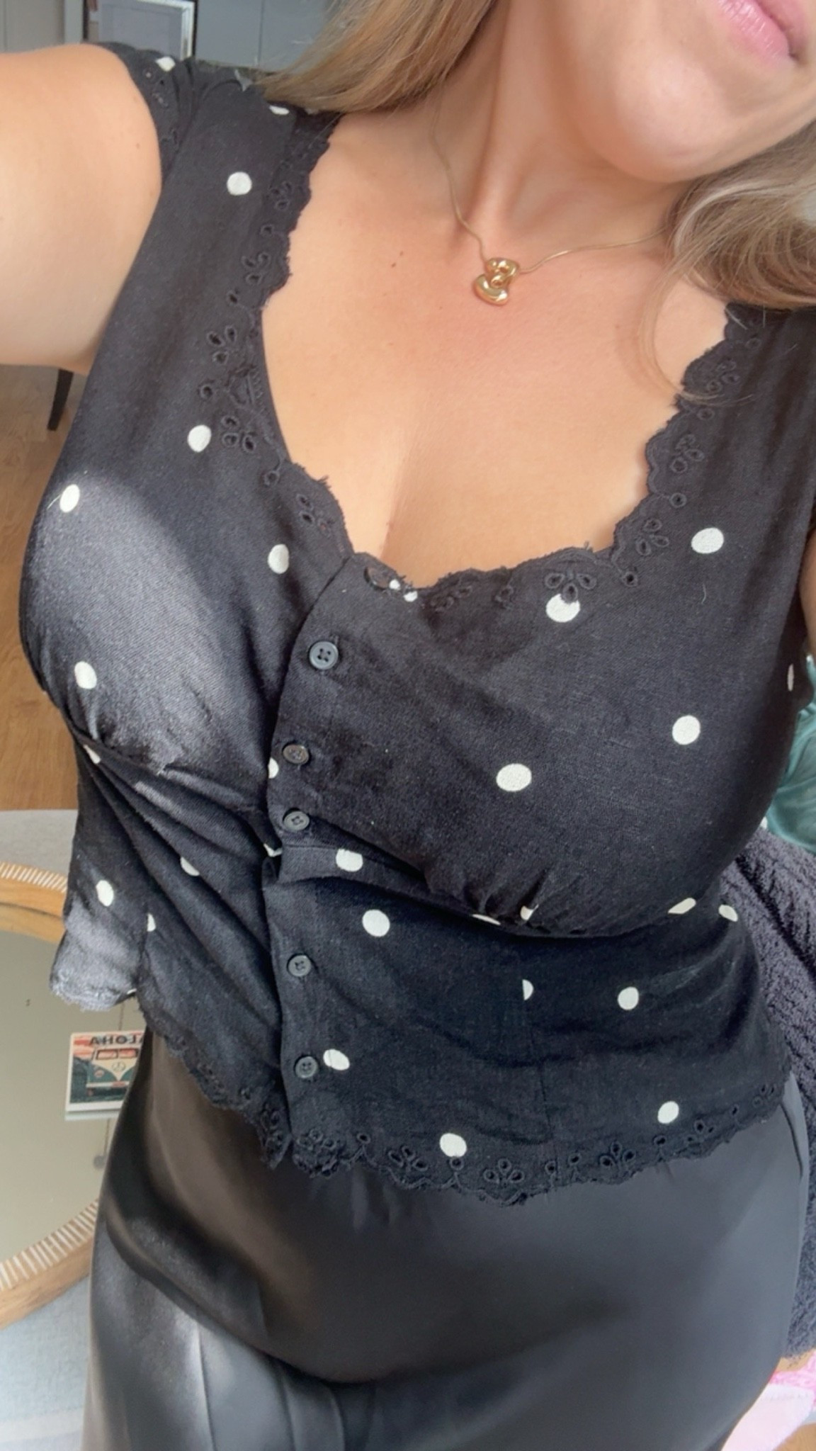 Black polka dot short sleeve top
Work shirt
Work tops
Tops for fuller bust and curvy girls

#LTKootd #LTKgrwm #LTKWorkwear