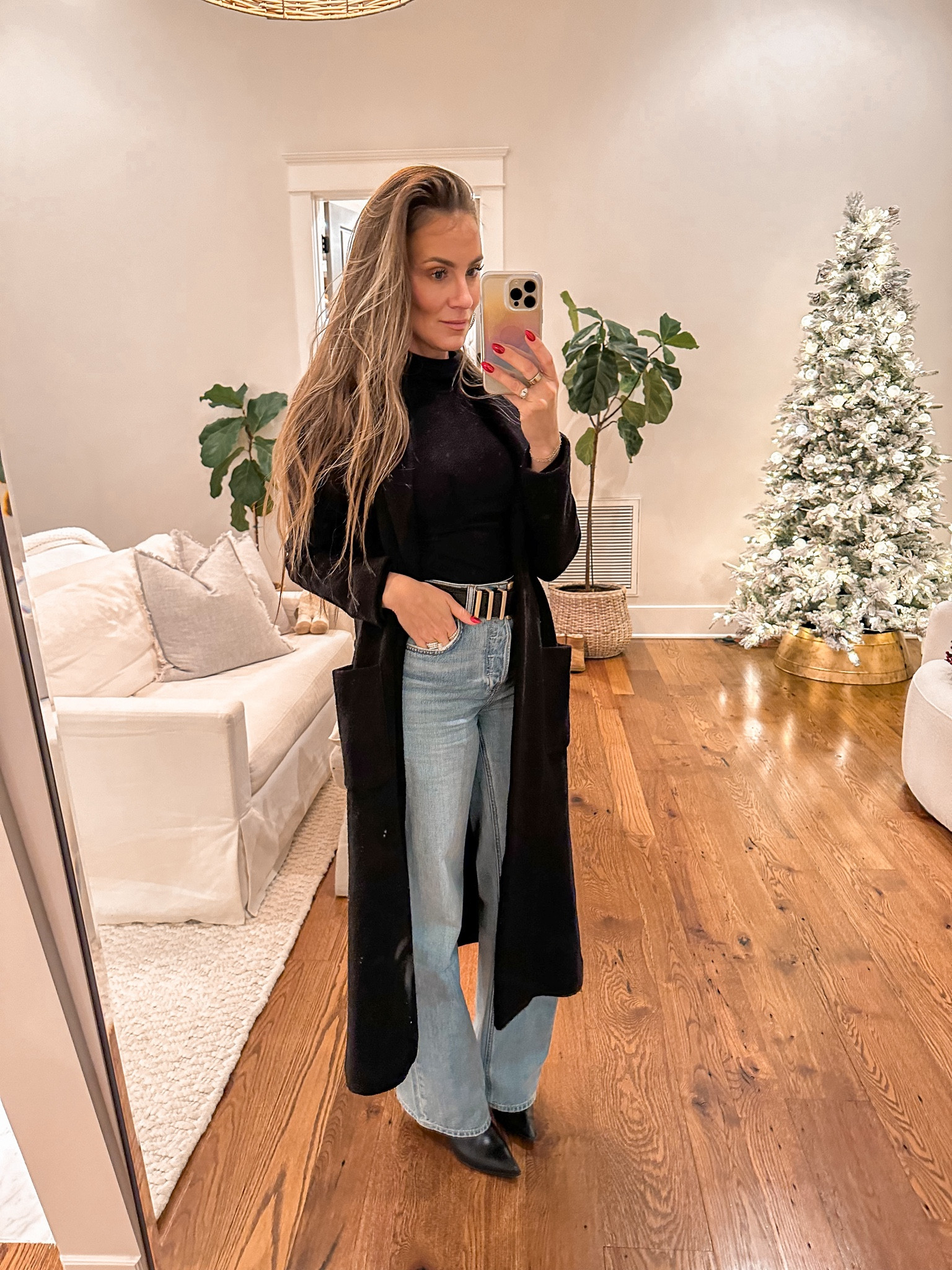 Winter casual outfit perfect for Christmas shopping and festivities.

#LTKSeasonal #LTKCyberWeek #LTKHoliday