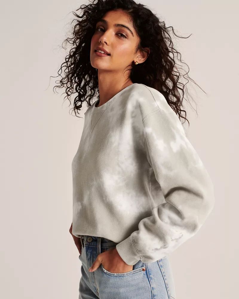 Garment-Dye Wash Crew Sweatshirt | Abercrombie & Fitch US & UK