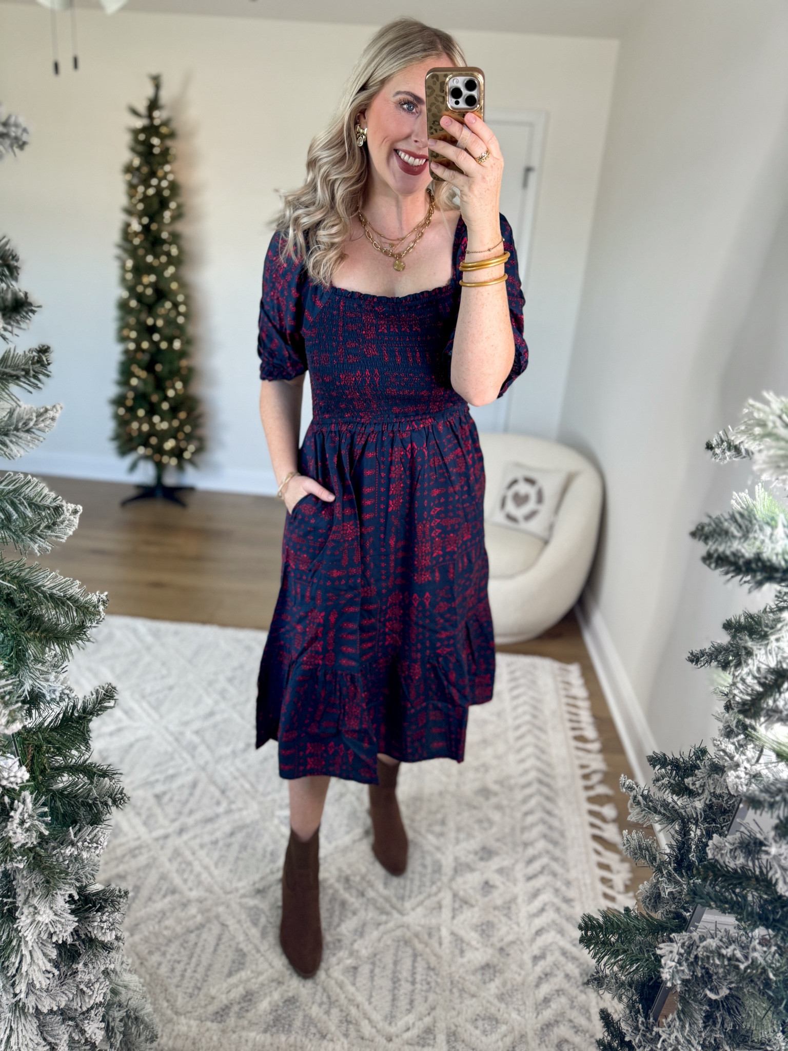 Weekend Walmart Wins try on
Square neck midi dress- medium 

#LTKFindsUnder50 #LTKStyleTip #LTKSeasonal