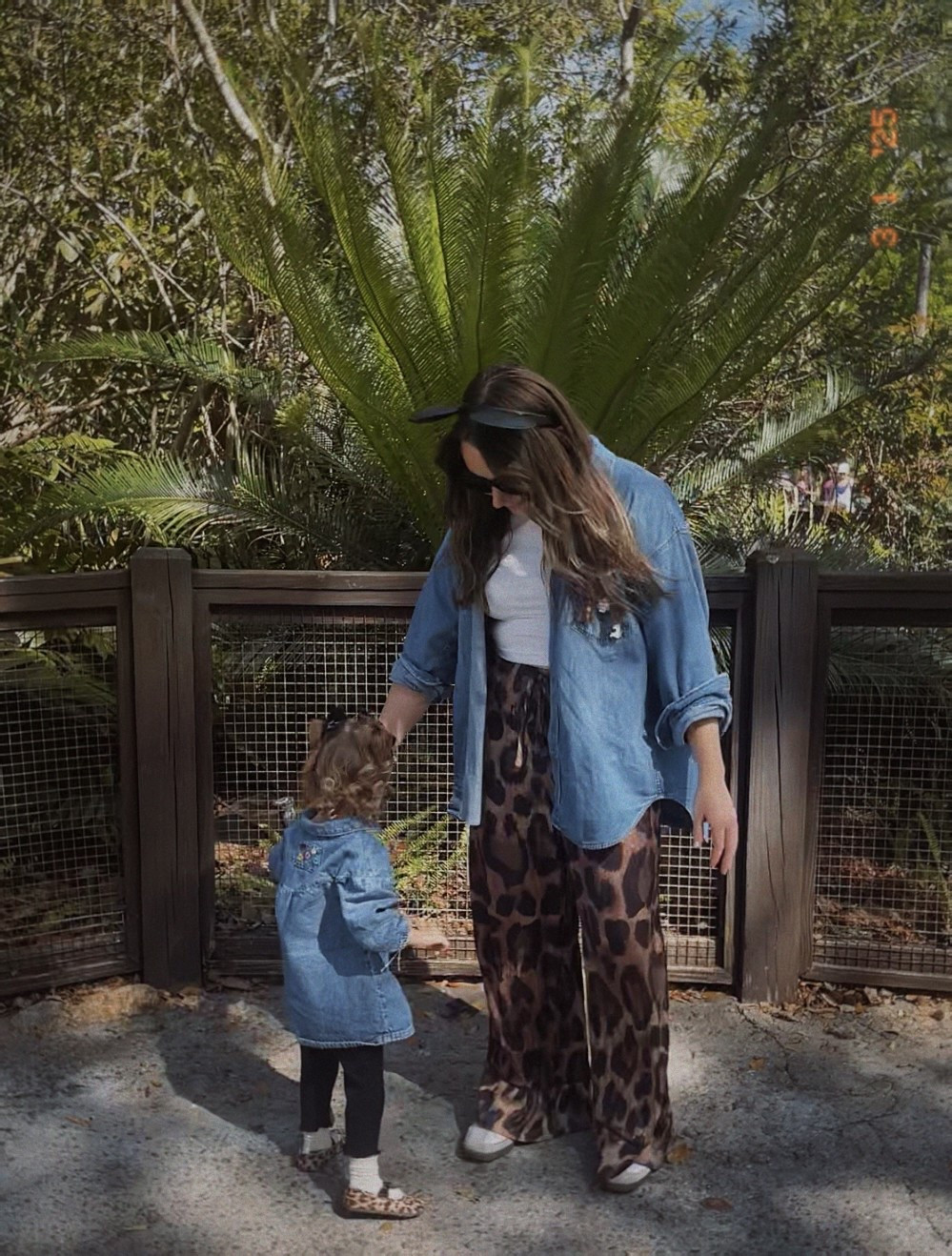 Mom and mini matching animal kingdom outfits

Walt disney world outfits | disneyland outfit ideas | family matching disney outfits | neutral mommy and me coordinating disney outfits

#LTKFindsUnder100 #LTKTravel #LTKFamily