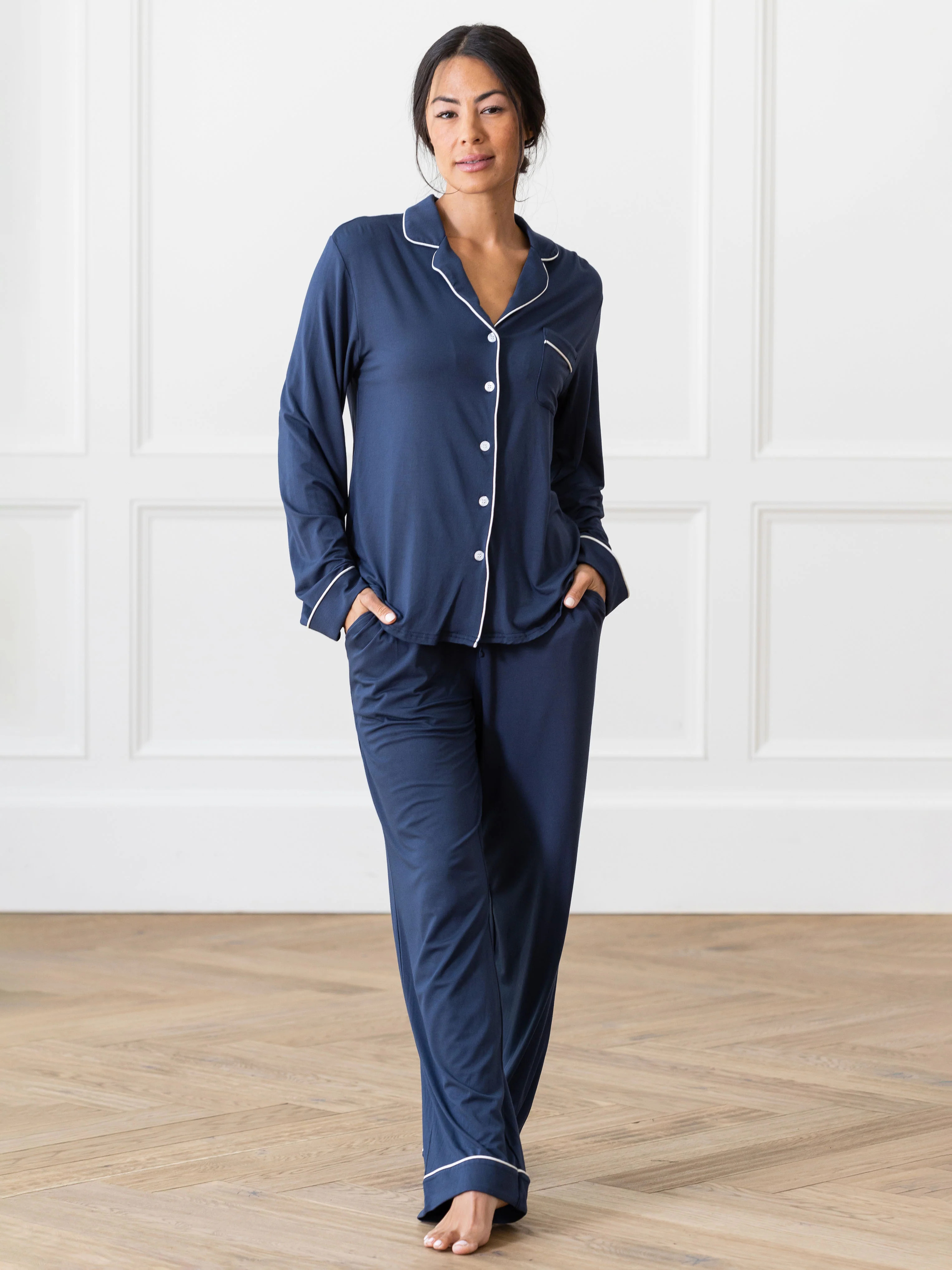 Women's Stretch-Knit Long Sleeve Bamboo Viscose Pajama Set in Navy (Size: XXX-Large) - Cozy Earth | Cozy Earth