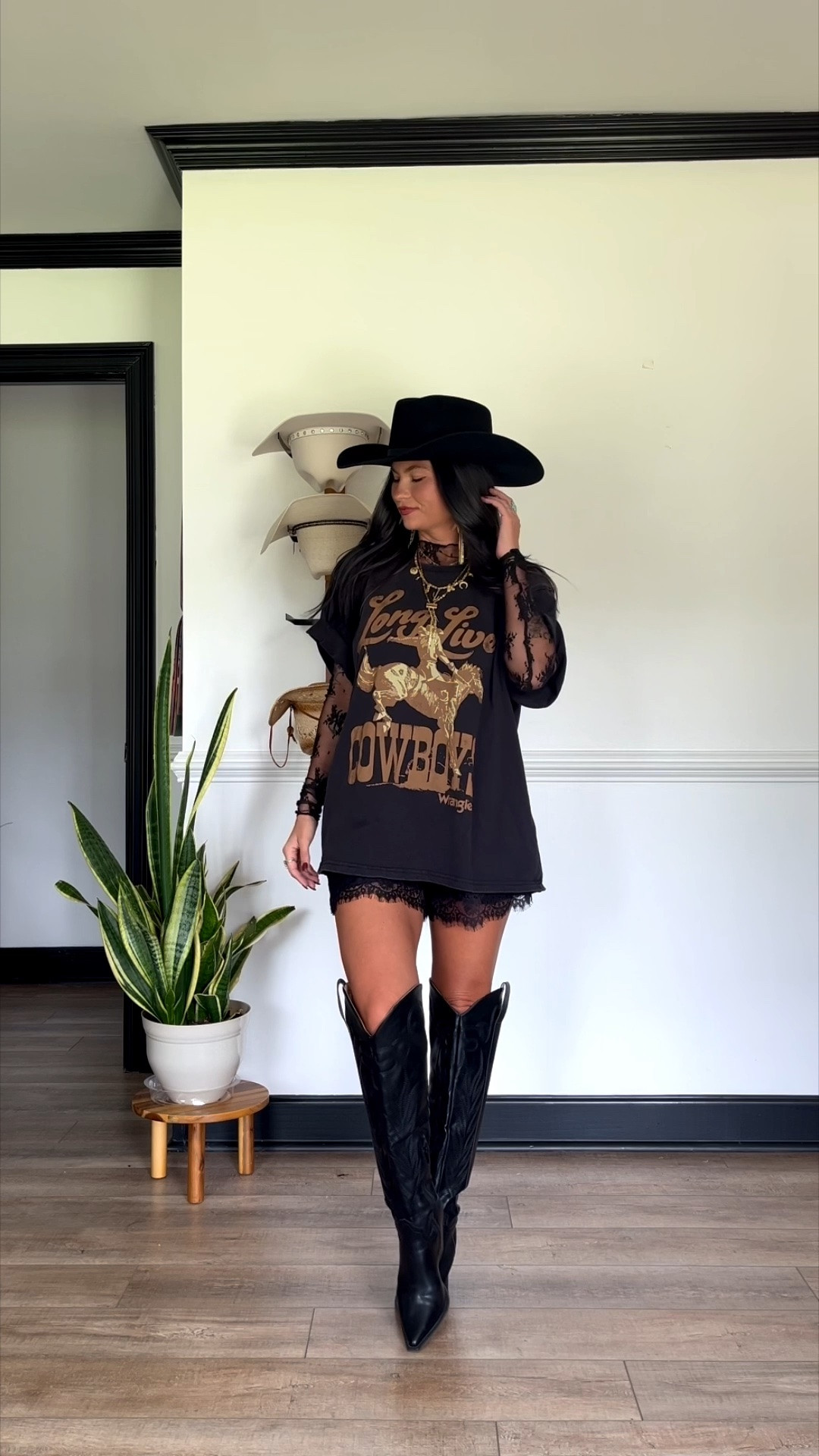 So many outfits can be created with an oversized graphic! Wearing size large. Also sized up in shorts! Code LORIG30 or LORILYNN35 for $ off knee high boots

#LTKootd #LTKgrwm #LTKSeasonal