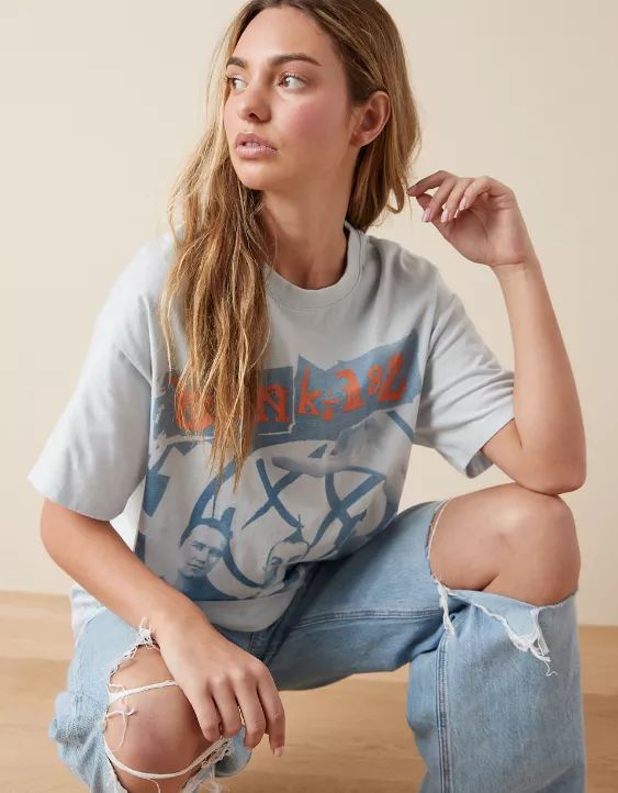 AE Oversized Blink-182 Graphic T-Shirt | American Eagle Outfitters (US & CA)