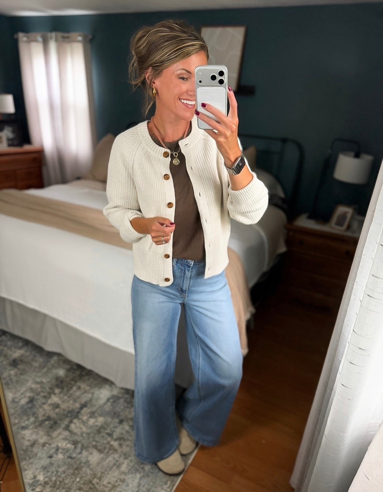 Update: Cardigan on sale!!

Target basics for Fall. 
This cardigan will get so much use. 
Wearing small in tee and cardigan. 
Jeans/ 8R

#LTKSeasonal #LTKOver40