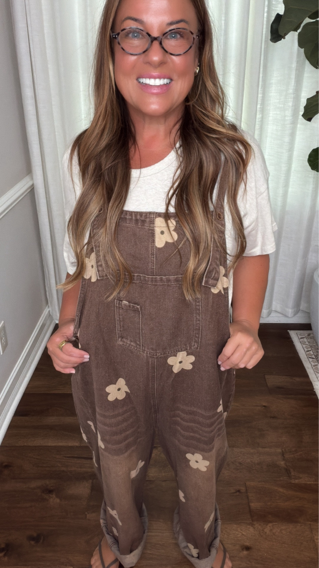 I refuse to dress like the fun is over. 🤎

These oversized floral overalls are comfortable, playful and completely my style. I paired them with my favorite perfectly washed boyfriend tee from Target and the Amazon flip-flops I wear on repeat.

Some people may call is outfit juvenile... I call it fun. 🤎🤍🤎

#LTKootd #LTKOver40 #LTKMidsize