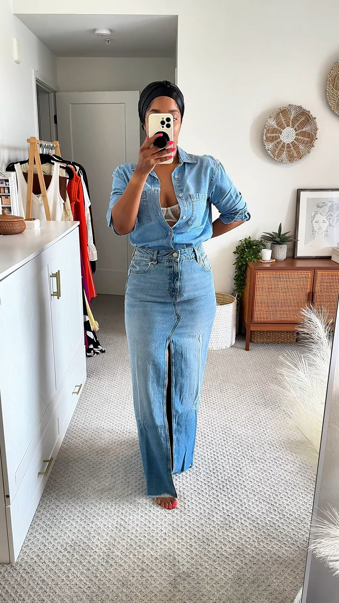 A classic look that works well for all seasons and occasions.

I want to keep the shirt more relaxed, so I paired it with the lace bra since it’s unbuttoned.

Top: size small
Skirt: size 8

#LTKFindsUnder50 #LTKFindsUnder100 #LTKStyleTip