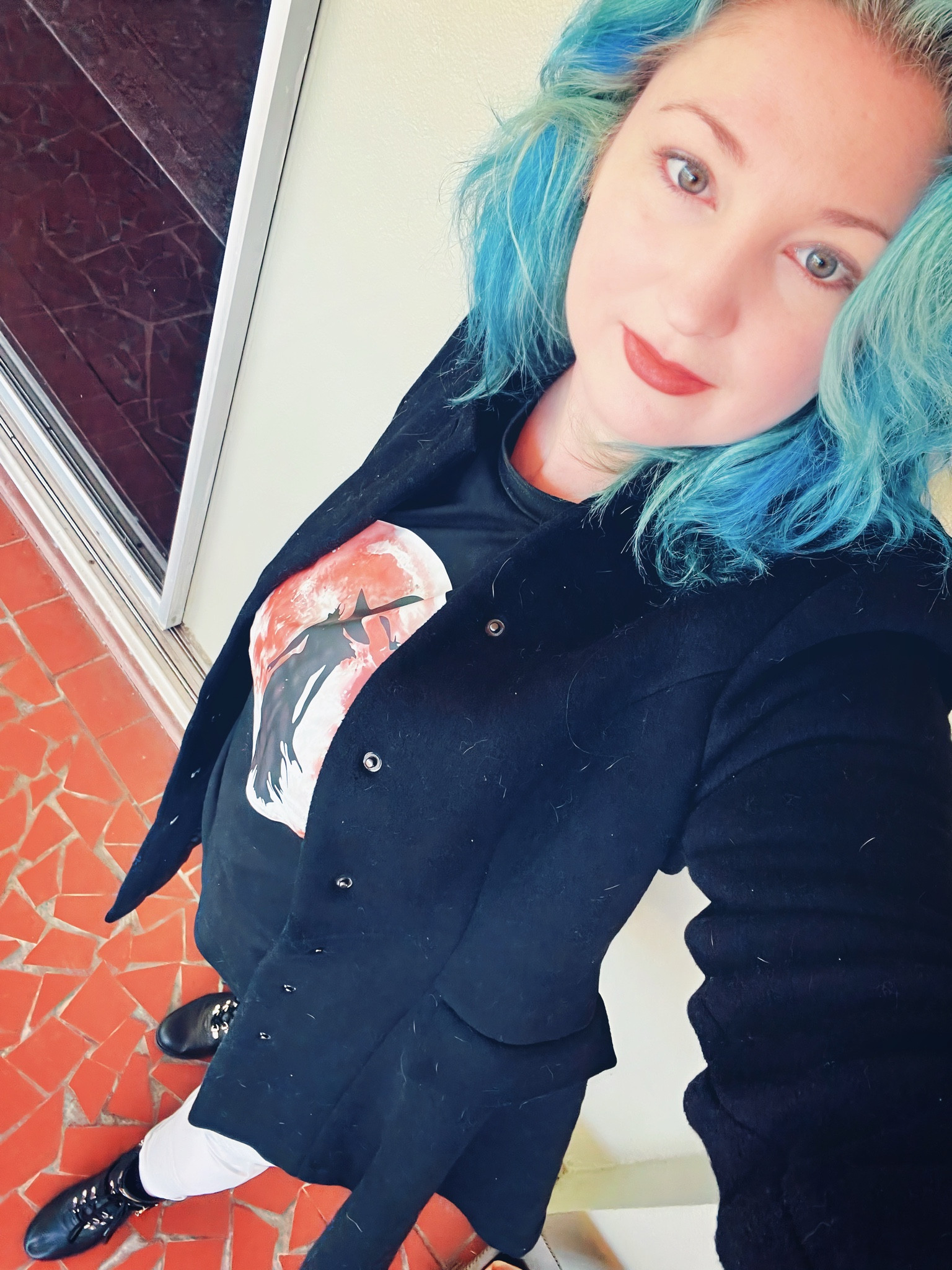 Cat glitter…everywhere. 🤣🤣🤣🐈🐈🐈🐈
#dopaminedressing
#outfitoftheday
#outfitinspo
#mermaidhair


#LTKSeasonal #LTKOver40