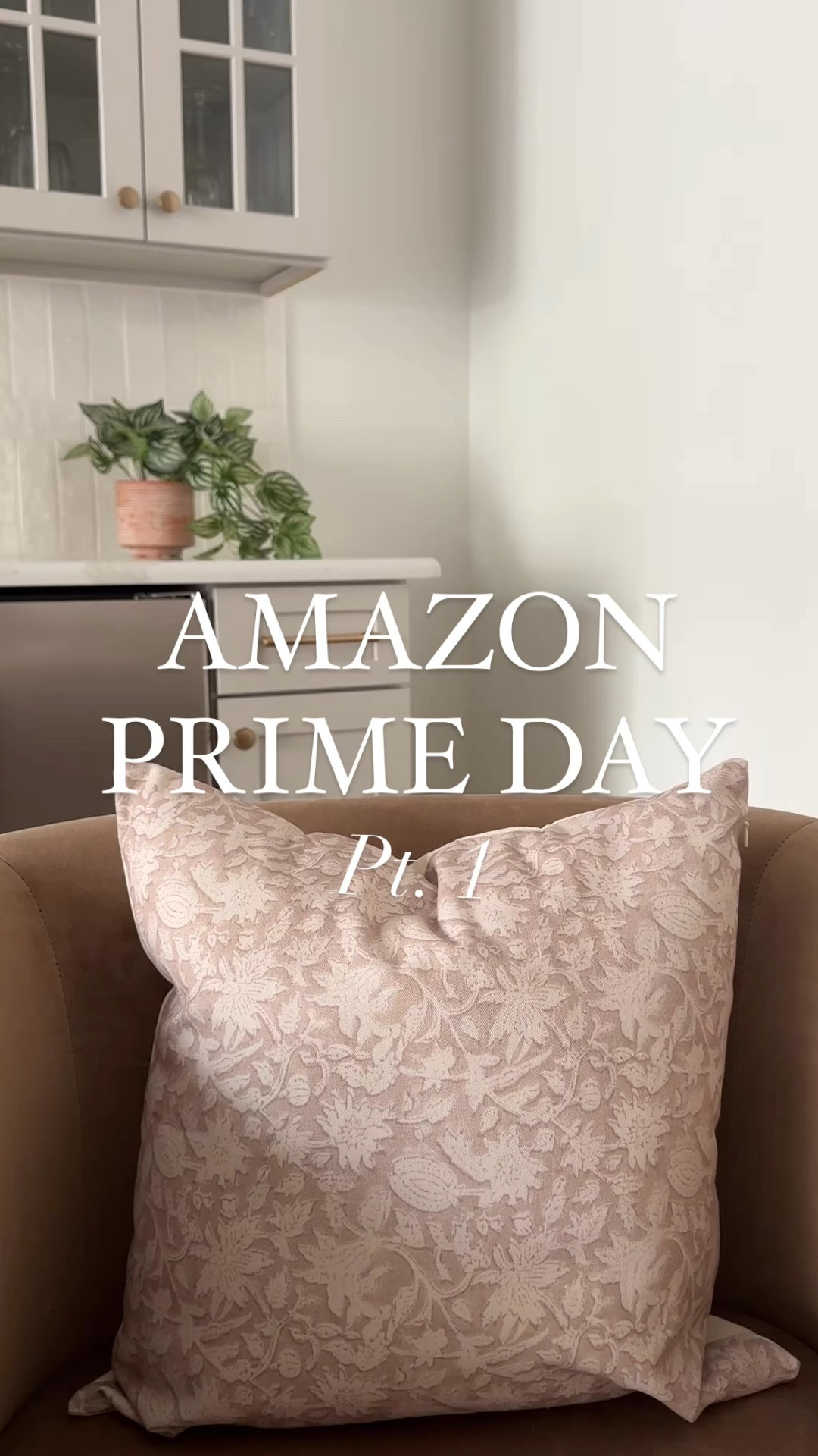 Just a few items in my home of the many coming your way for Prime Day!📦

Be sure to check stories throughout the day because most of the deals will be highlighted there!




#amazonprimedayhomedeals #amazonprimedaybedding #primedaybedding #primedaylighting #primedaydecor #decorbooksonsale #pillowsonsale
#lightningdeal #amazonprimeday #amazonlightningdeal 


#LTKHome #LTKSaleAlert #LTKFindsUnder50