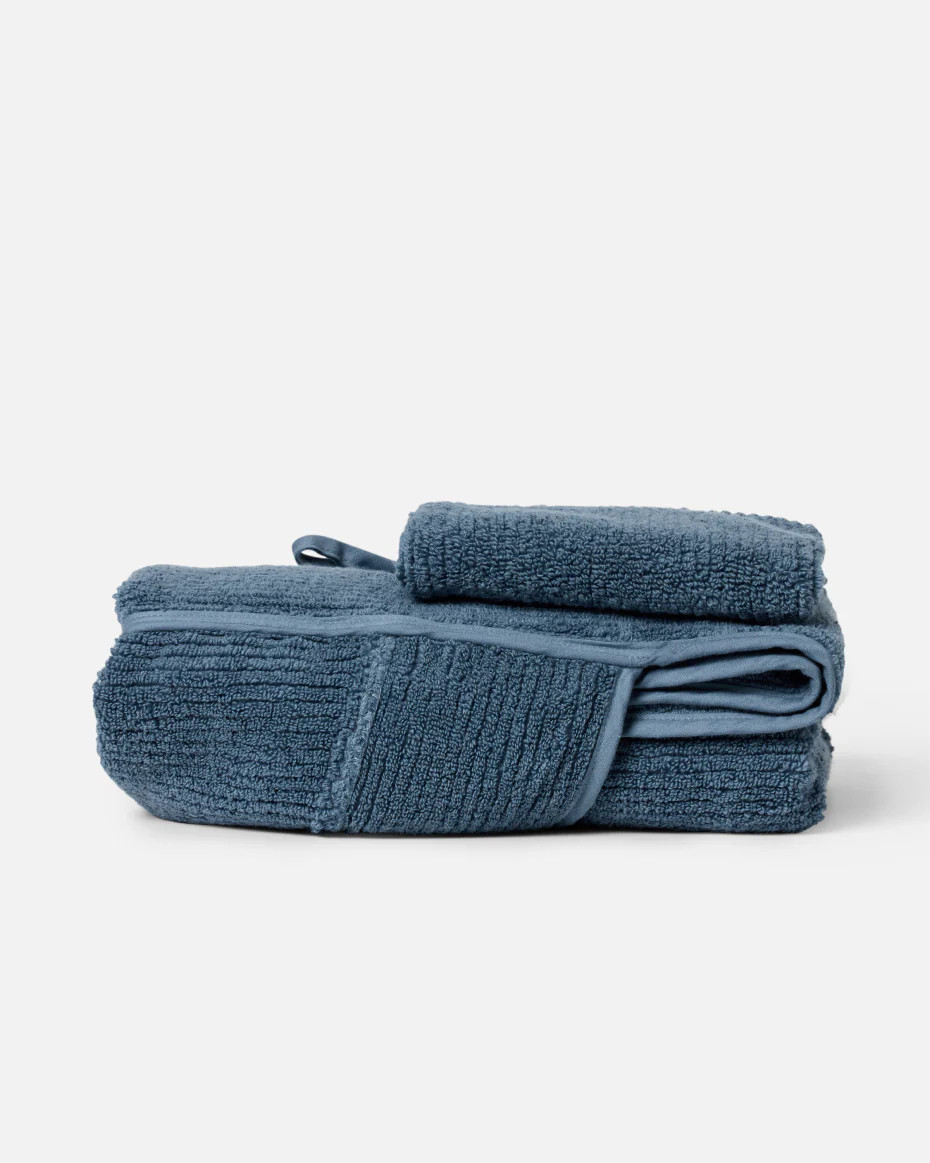 The Ribbed Hooded Towel + Bath Mitt | Lalo