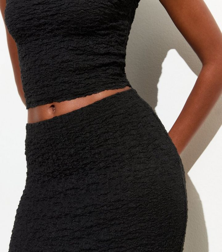 Black Textured Maxi Skirt
						
						Add to Saved Items
						Remove from Saved Items | New Look (UK)