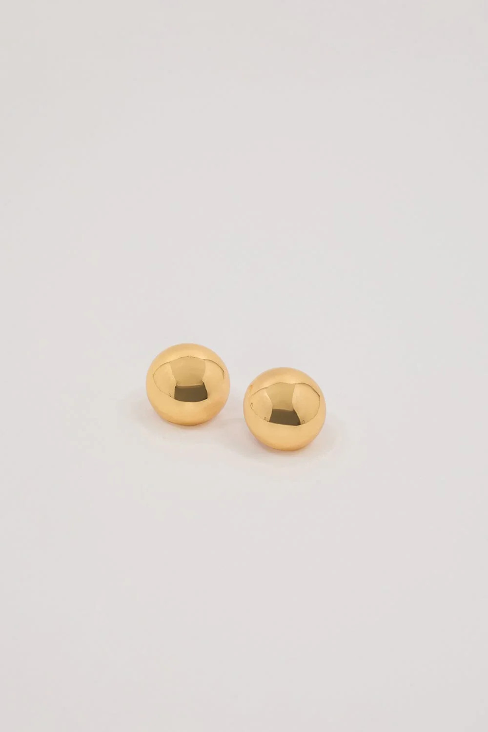 ANNA ROSSI DOMED GOLD EARRING | DISSH