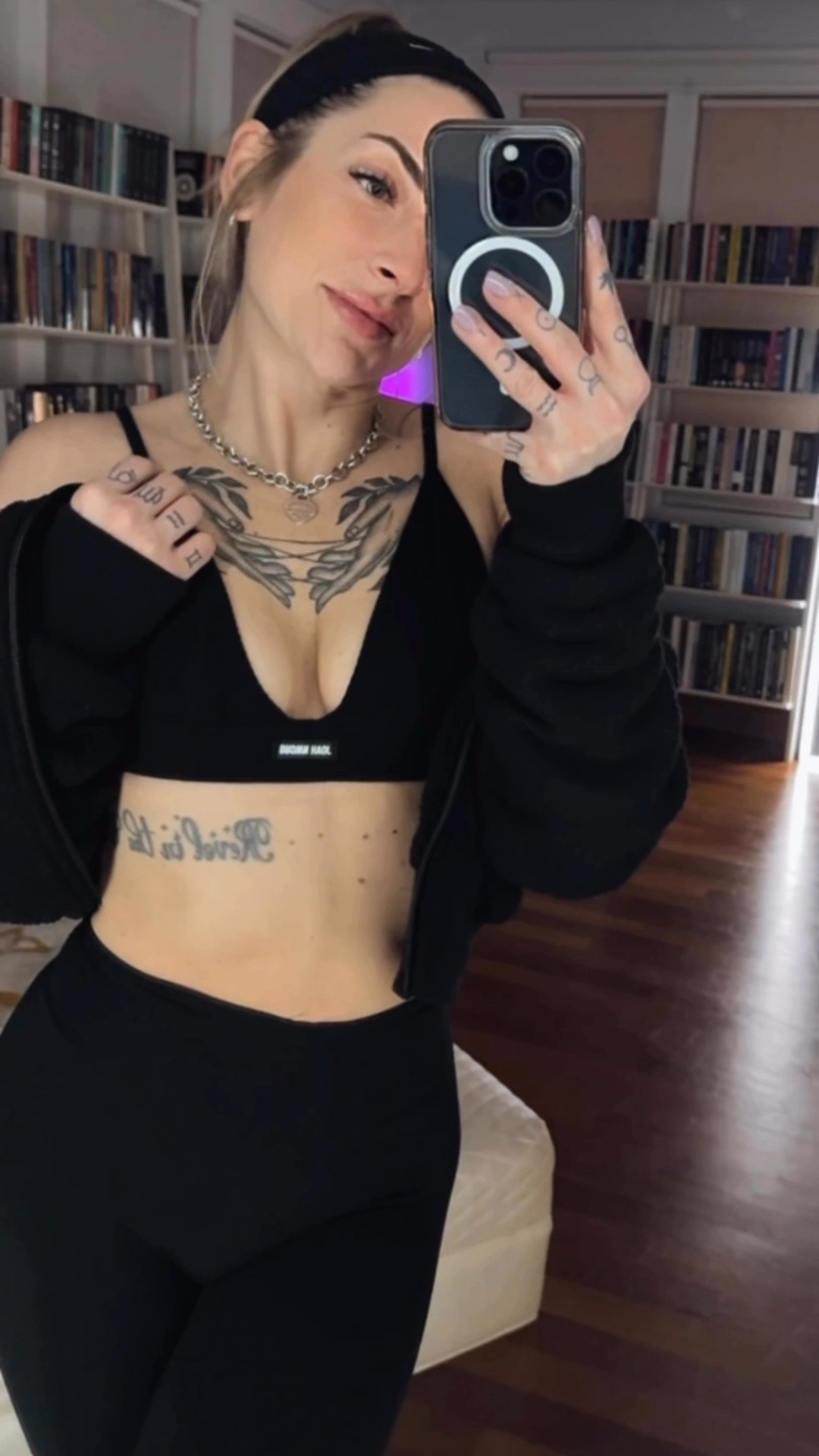 Joah Brown basics. 

#LTKFindsUnder100 #LTKStyleTip #LTKWatchNow