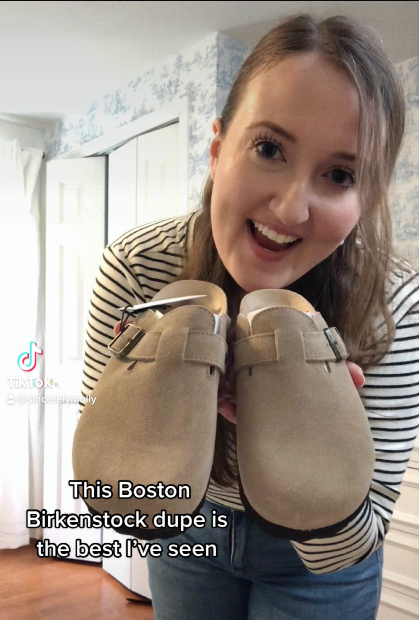 The best Boston Birkenstock dupe!! Birkenstock Boston dupe at Kohl’s! Classic style, preppy style, Matilda Djerf style

#LTKfit #LTKSale #LTKSeasonal