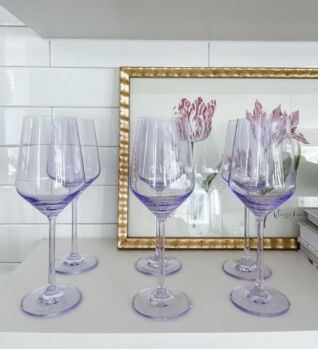 Loving these lilac wine glasses 

#LTKhome