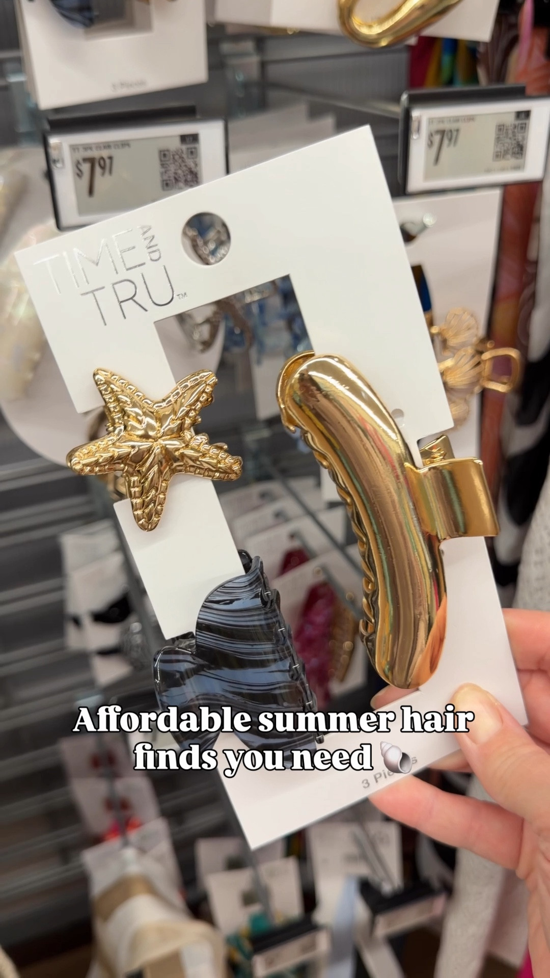 Affordable summer hair is where it’s at 🐚✨ These beachy claw clips are giving total coastal vibes without the price tag!! From seashells to starfish, they’re the cutest way to elevate a messy bun or quick updo ☀️

Perfect for pool days, beach trips, or just making everyday hair feel a little more fun 🫶

#LTKStyle #SummerAccessories #AffordableFinds #ClawClips #BeachyVibes #CoastalStyle #SummerHair #LTKUnder20


#LTKSwim #LTKBeauty #LTKgrwm