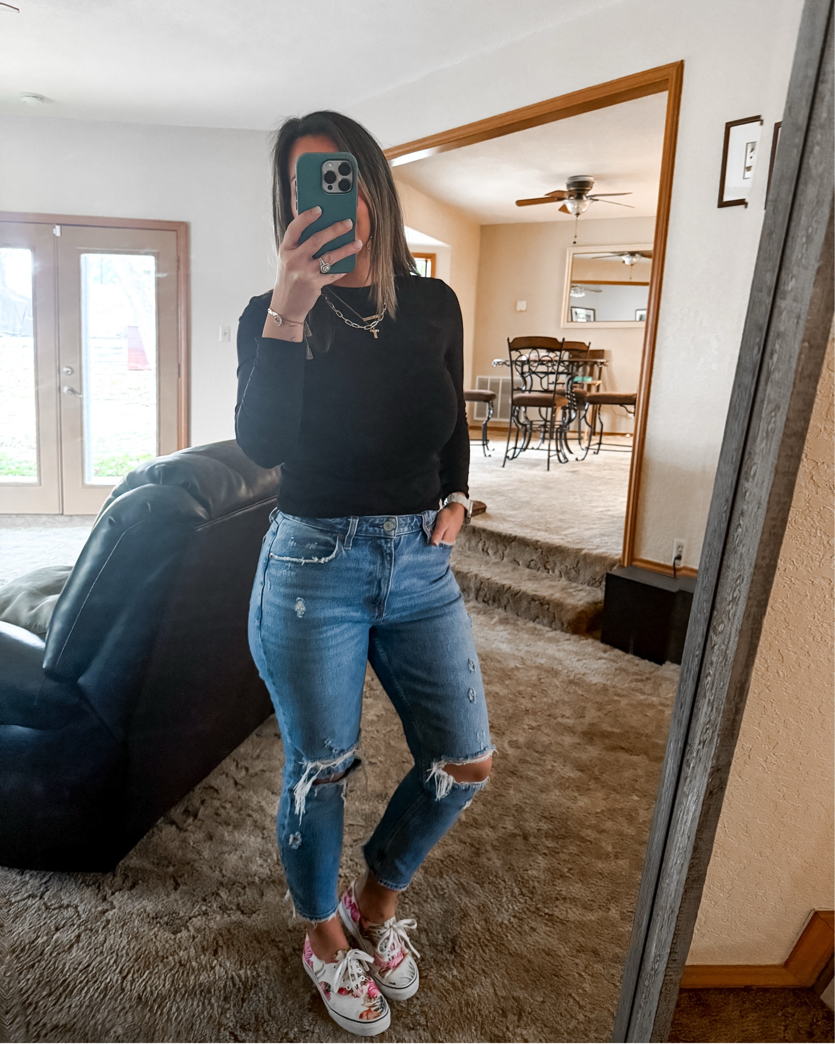 My fit for today. A fav. 


The jeans are perfect!!!👖Curve Love - high rise mom jeans - size 4 

The top is buttery soft and comfy!

🙌🏼✨

#LTKShoeCrush #LTKSeasonal #LTKStyleTip