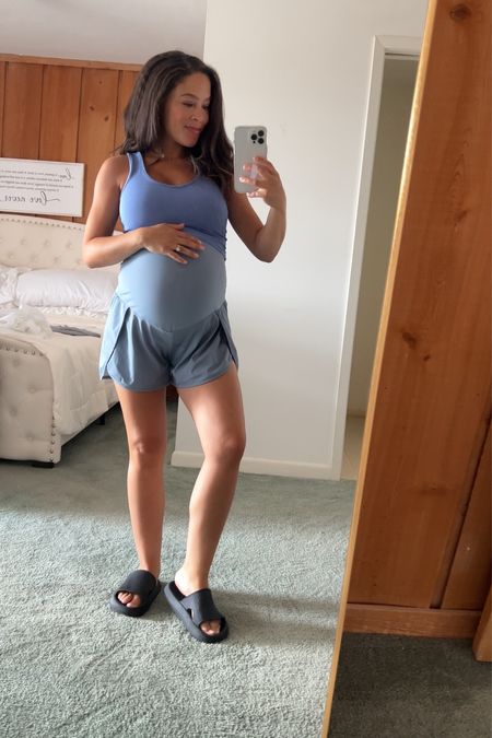 Best pregnancy shorts in blue 💕🧸

#LTKBaby